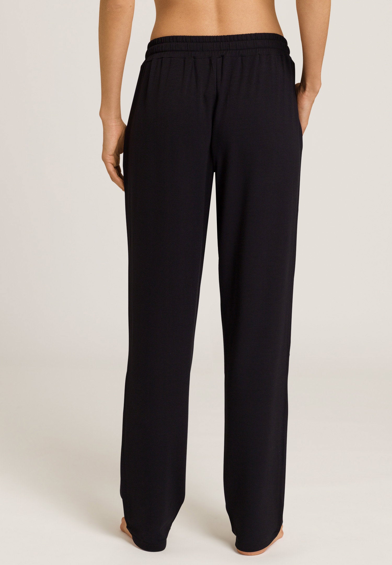hanro-balance-078789-lange-hose-damen-black-beauty-modal image 4