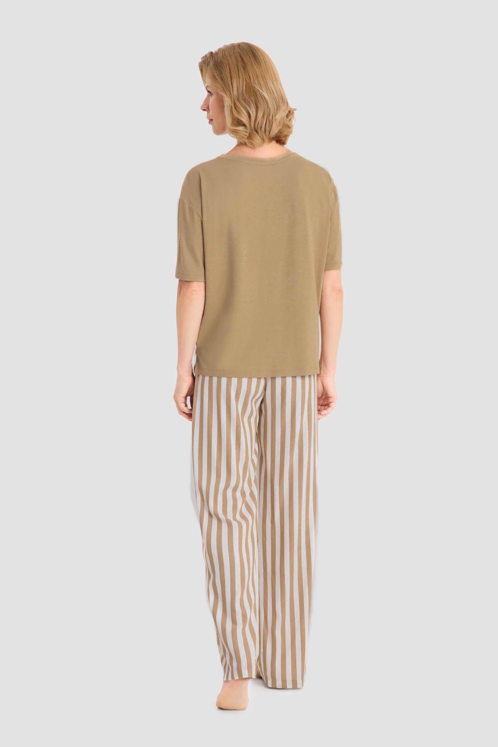 r-sch-be-happy-hausanzug-lang-loungewear-braun-streifen image 3