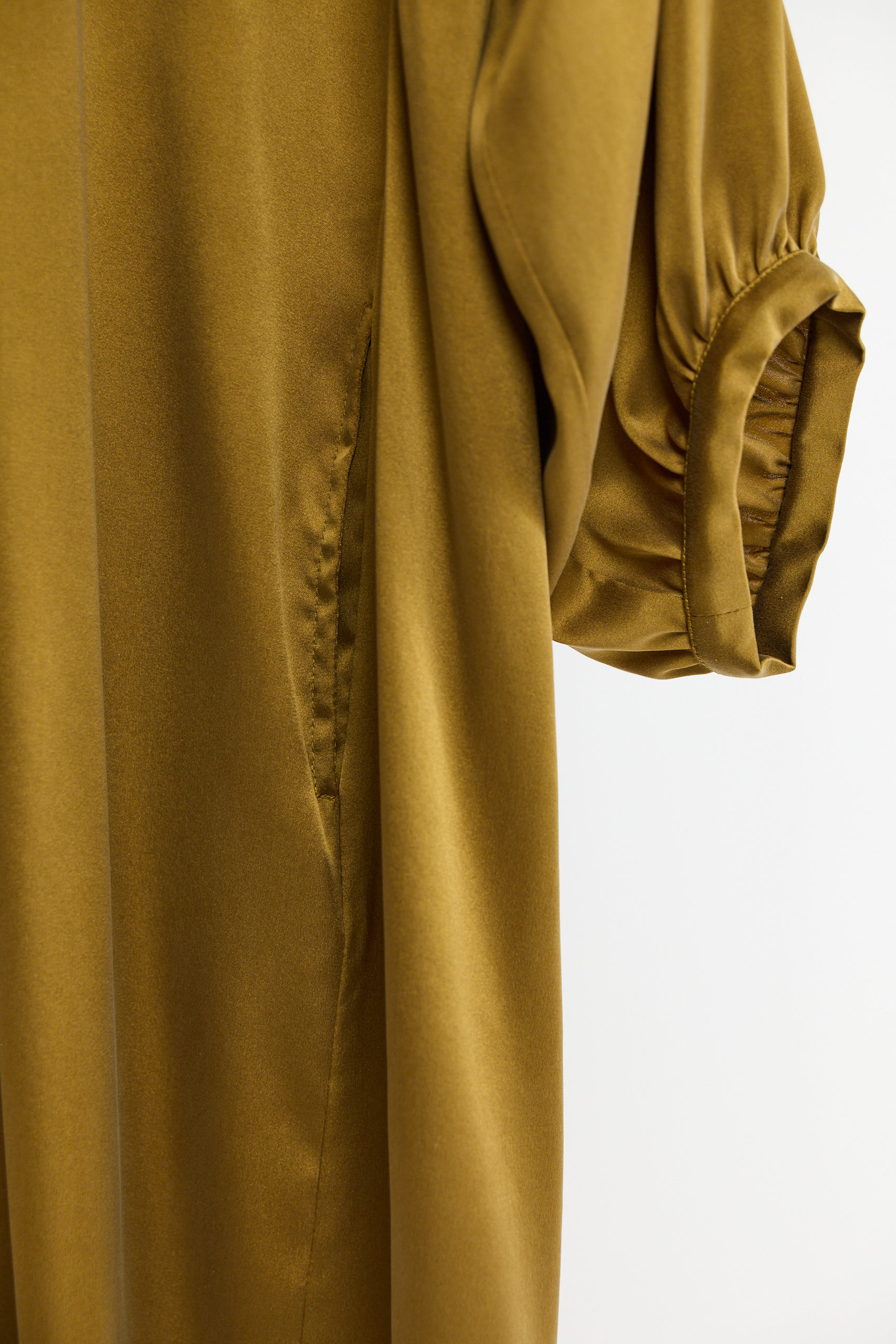 sunday-in-bed-noemi-seidenkleid-r-schen-seidensatin image 3