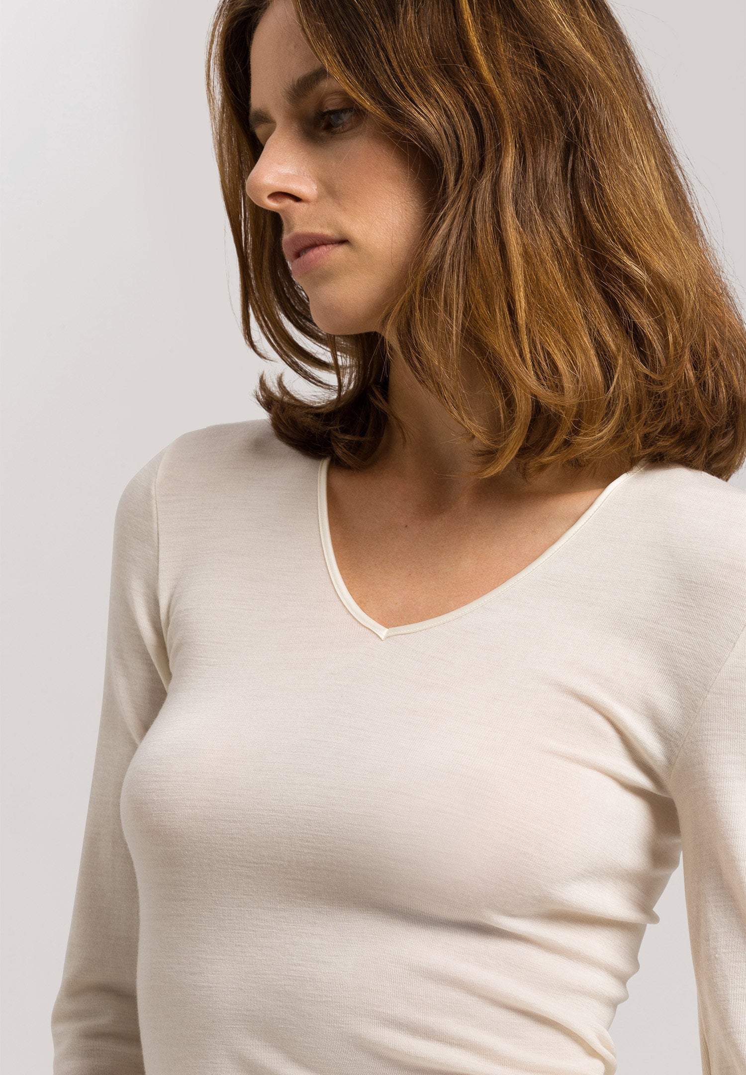 hanro-woolen-silk-langarmshirt-071418-unterhemd-cygne-wolle-seide image 6