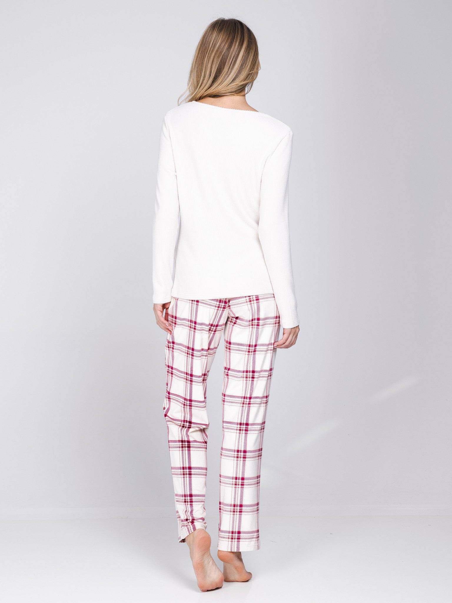 pastunette-alpine-creme-pyjama-set-creme-rot-kariert-fleece image 5