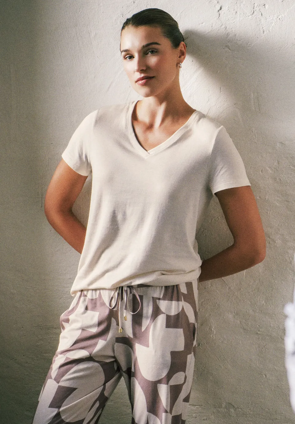 hanro-sleep-lounge-shirt-074842-moonlight-kurzarm-damen-modal image 1