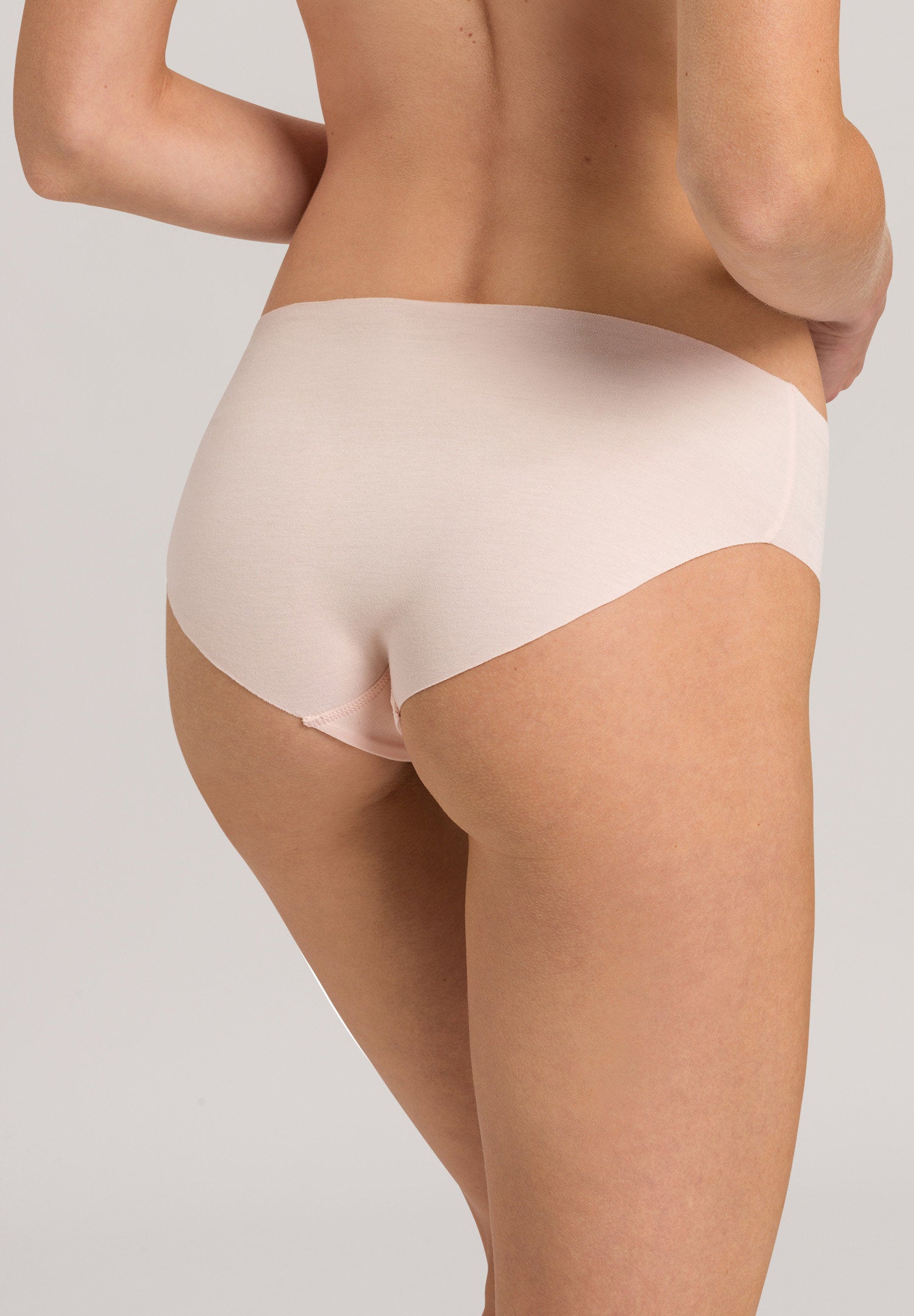 hanro-invisible-cotton-midi-slip-powder-baumwolle image 4