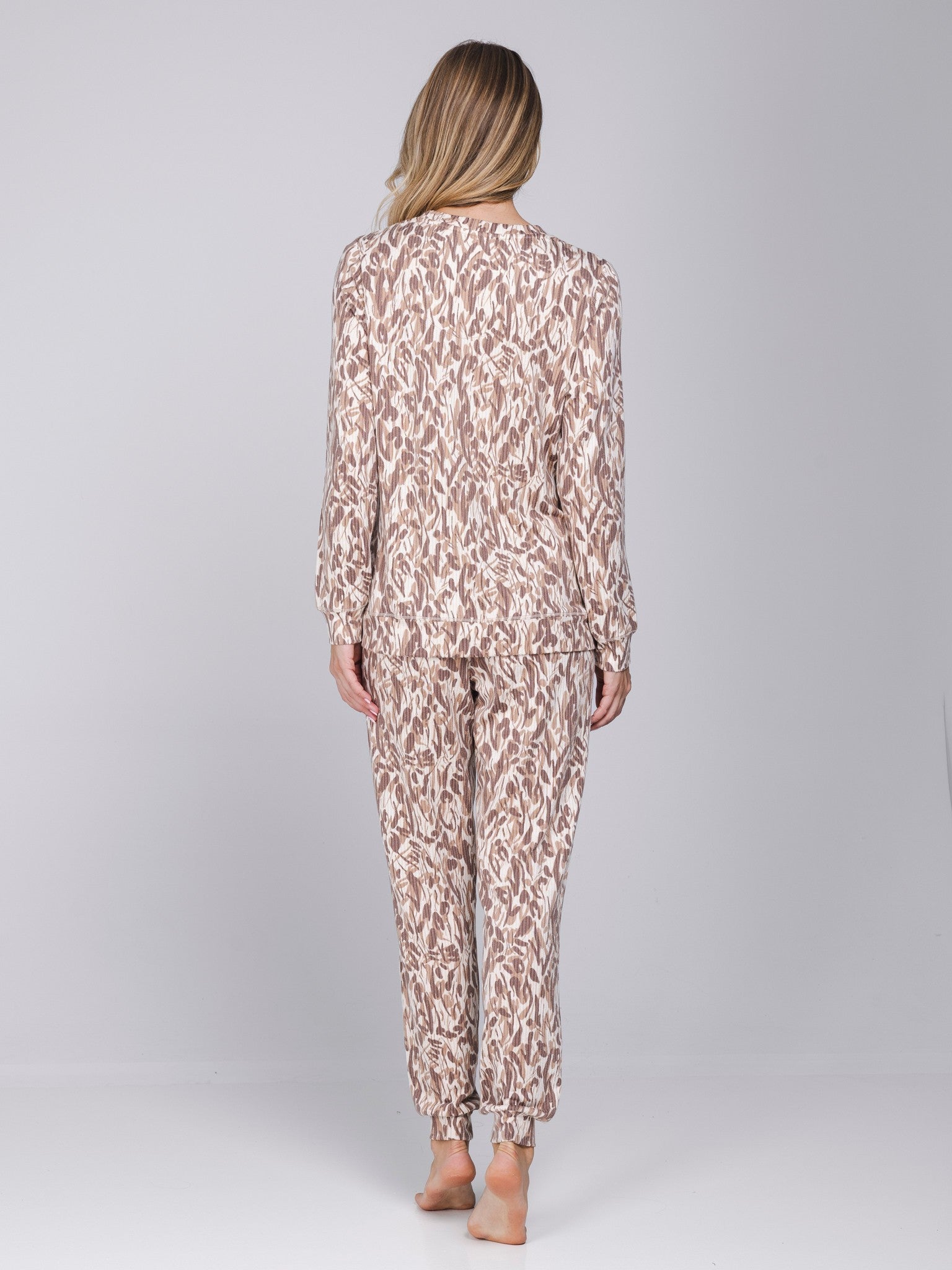 pastunette-mirage-damen-pyjama-fleece-beige-leo image 4