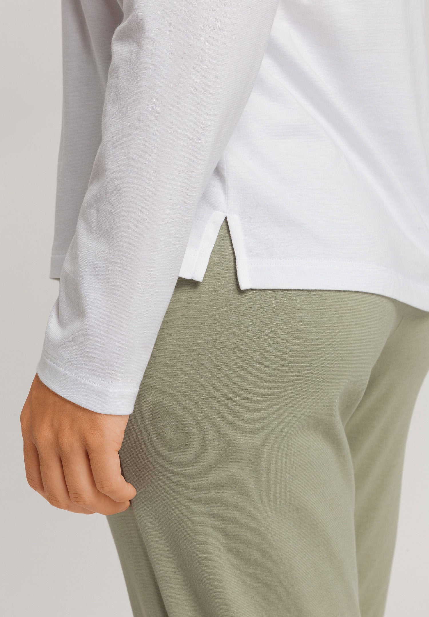 hanro-sleep-lounge-langarmshirt-074844-shirt-wei image 6
