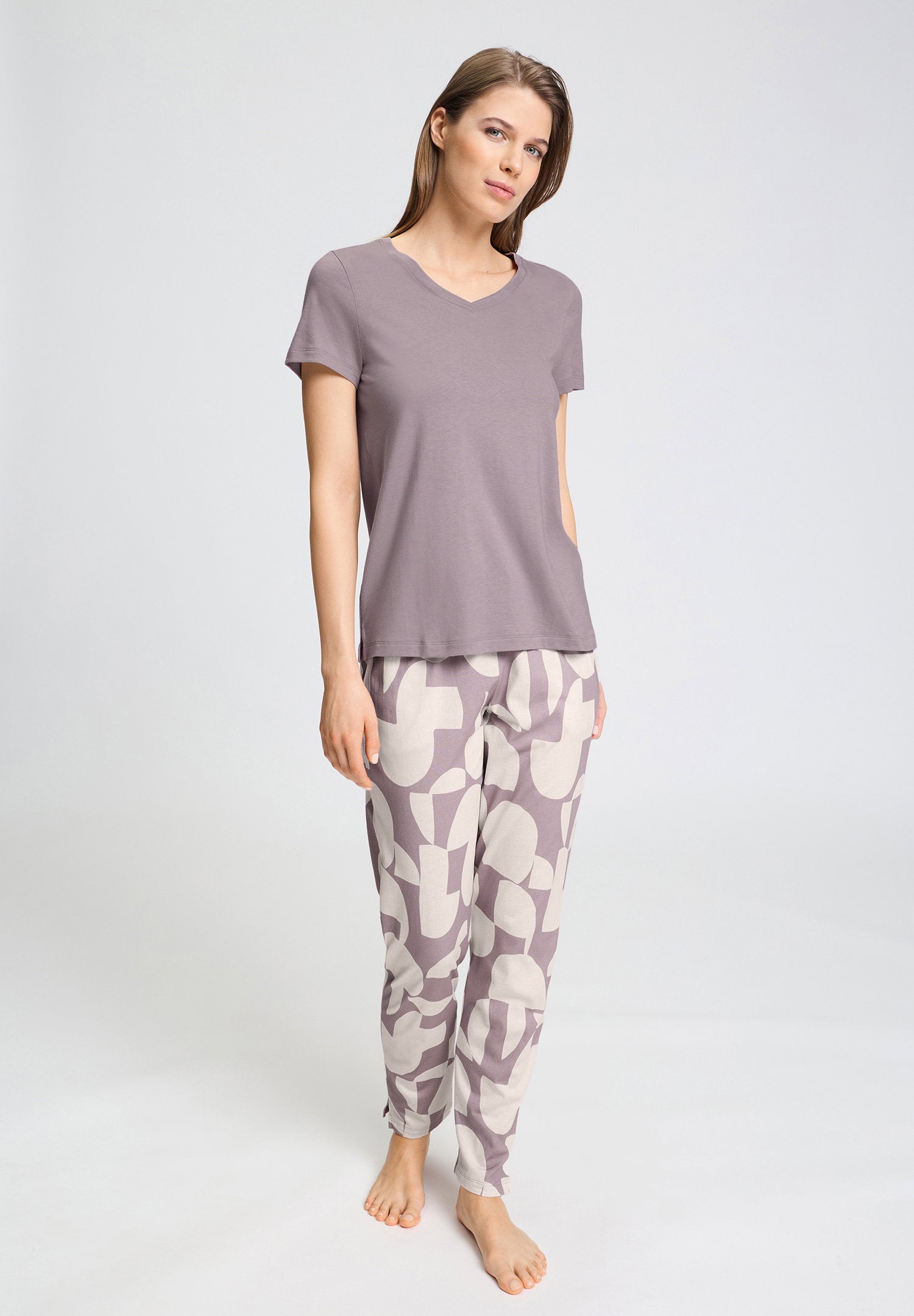 hanro-sleep-lounge-kurzarm-shirt-stormy-rose-modal image 5
