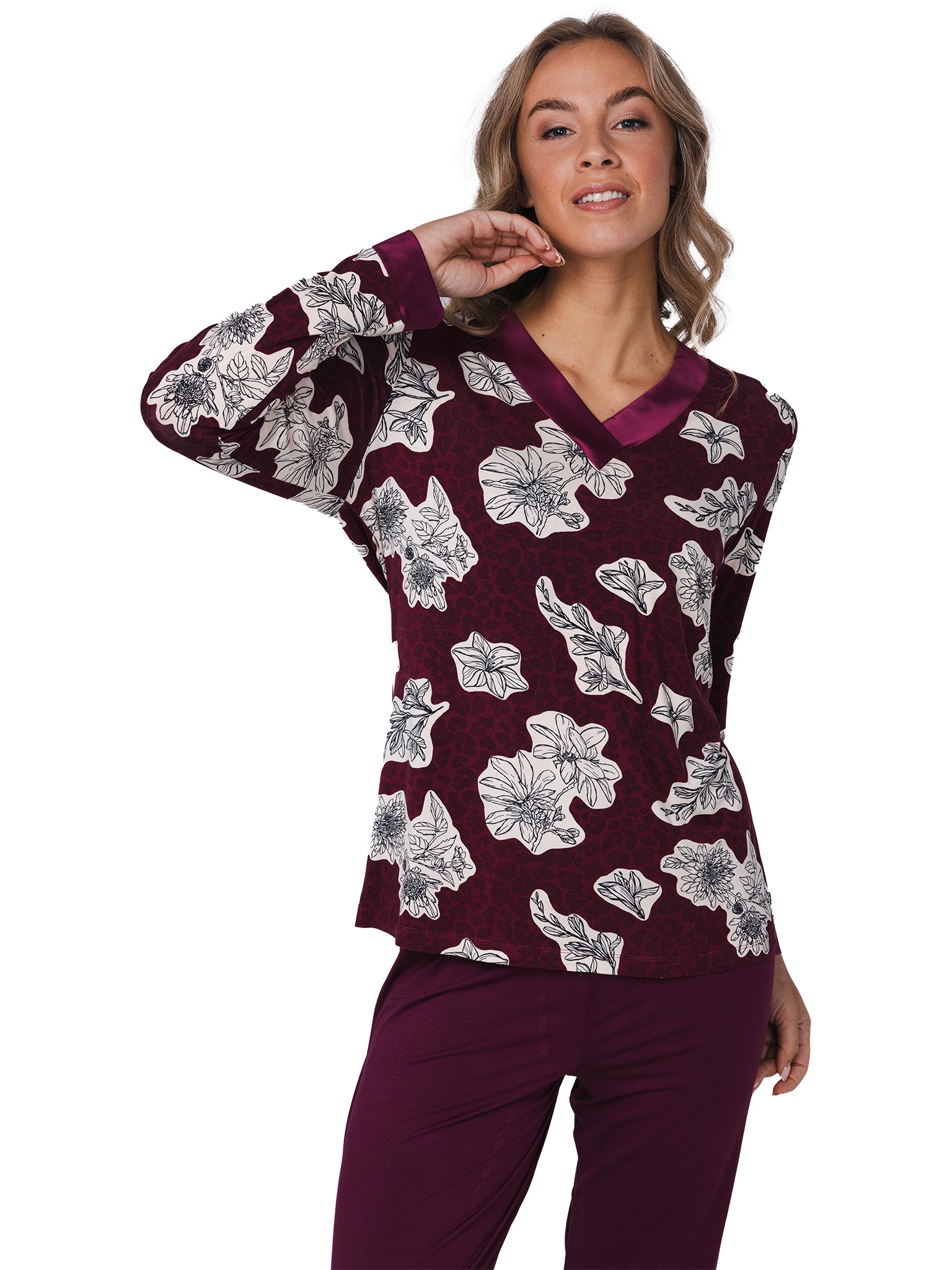 pastunette-premium-burgundy-dream-pyjama-bordeaux-print image 4