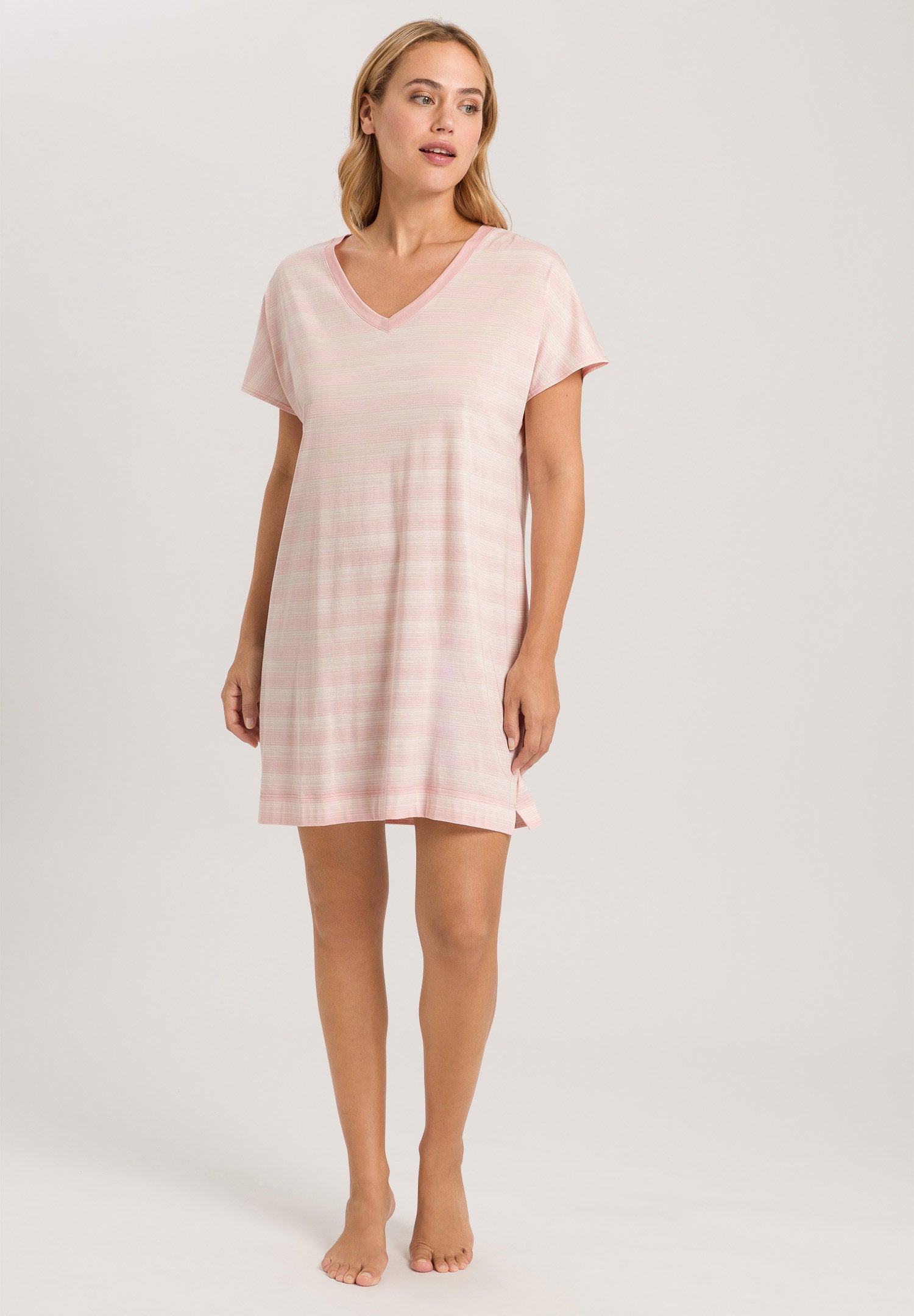 hanro-laura-nachthemd-85cm-kurzarm-coral-stripes-modal image 5