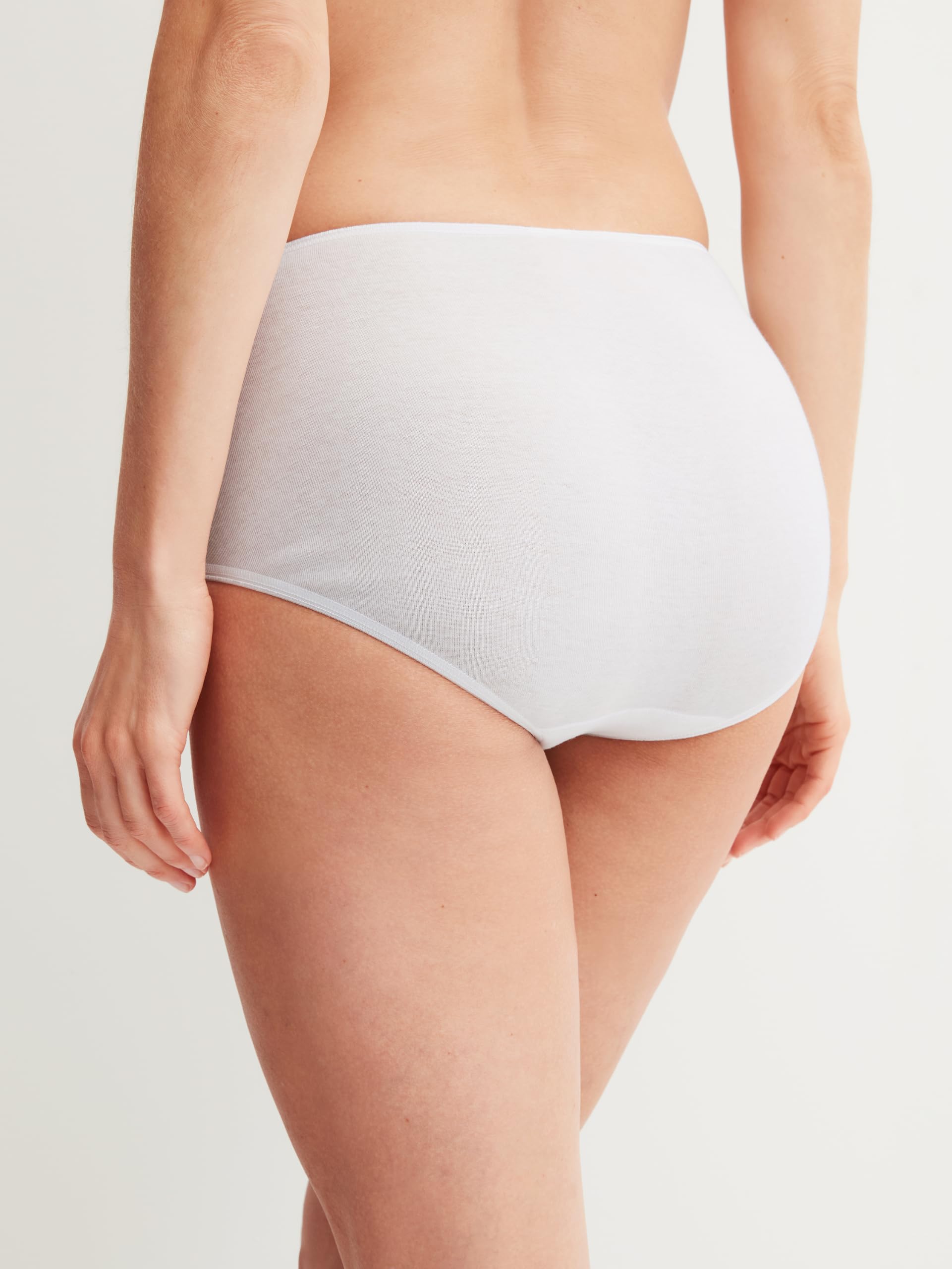 calida-essential-cotton-desire-midislip-damen-44-46 image 5