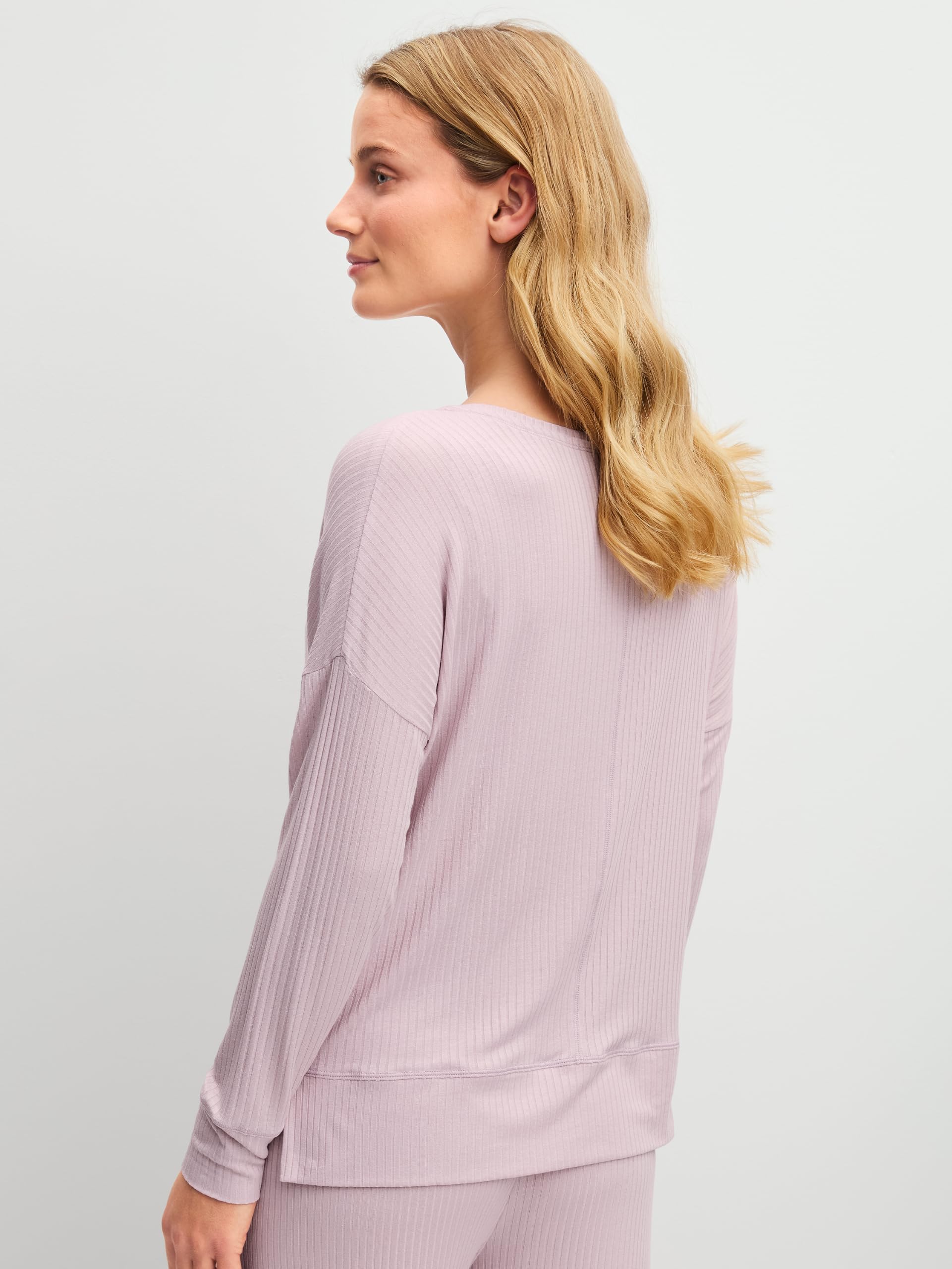 calida-feminine-lounge-langarmshirt-damen-ripp-schwarz image 3
