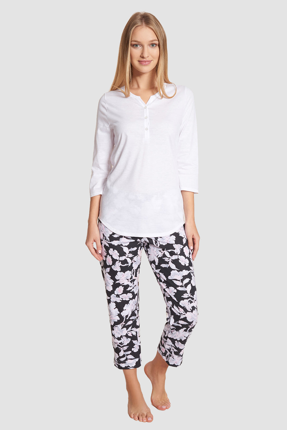 r-sch-be-happy-pyjama-lang-knopfleiste-schwarz-blumenhose image 1