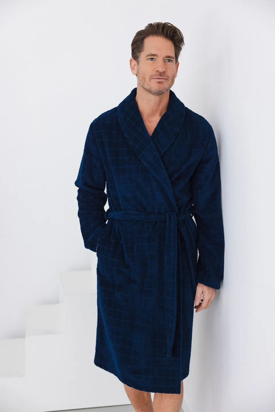 pastunette-blue-draft-bademantel-herren-dunkelblau-frottee image 1