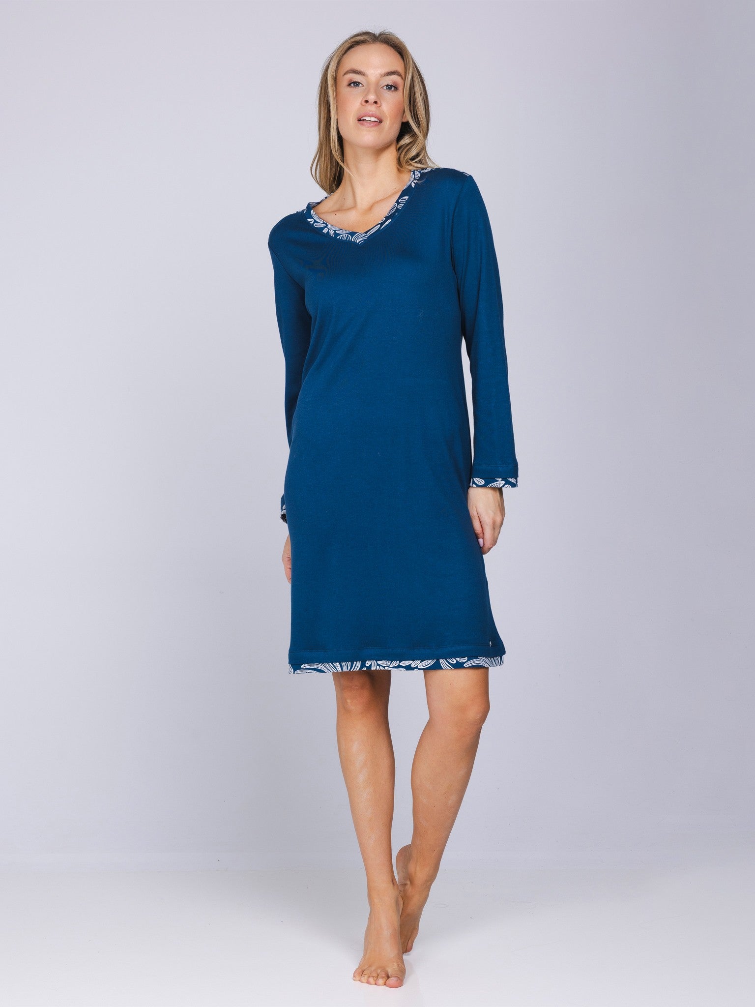 pastunette-nordic-bloom-nachthemd-dunkelblau-baumwolle image 3