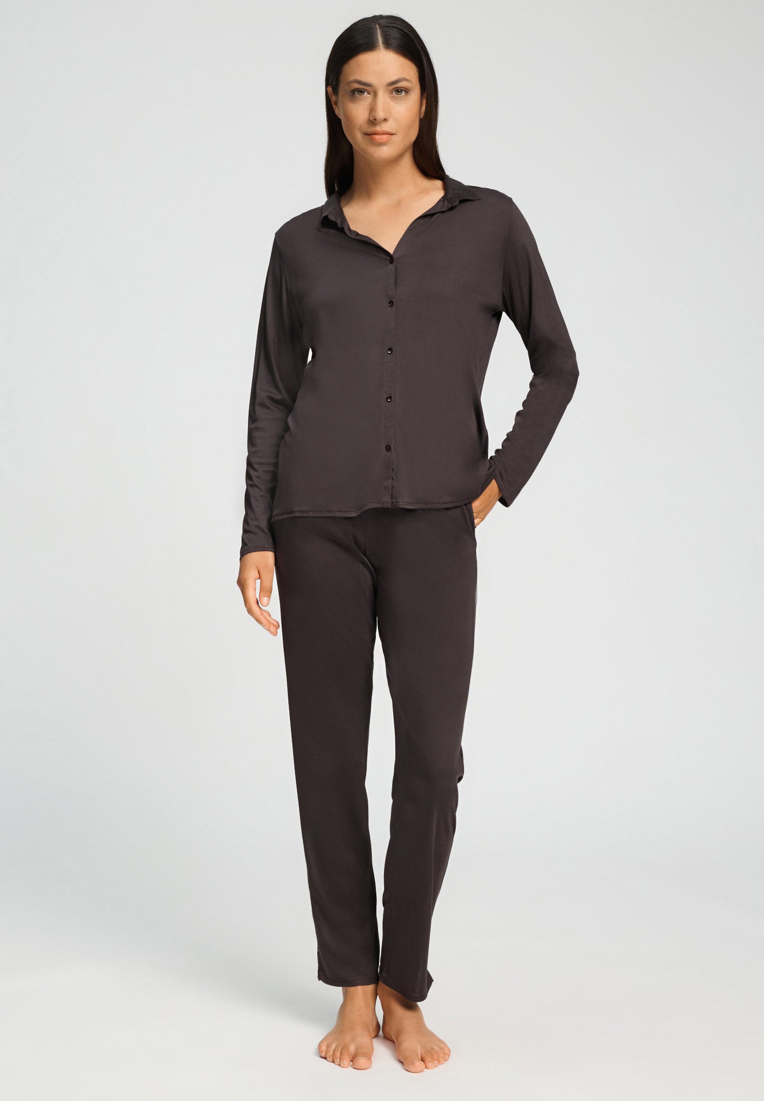 hanro-grand-central-pyjamahose-dark-mocha-seide-modal image 5