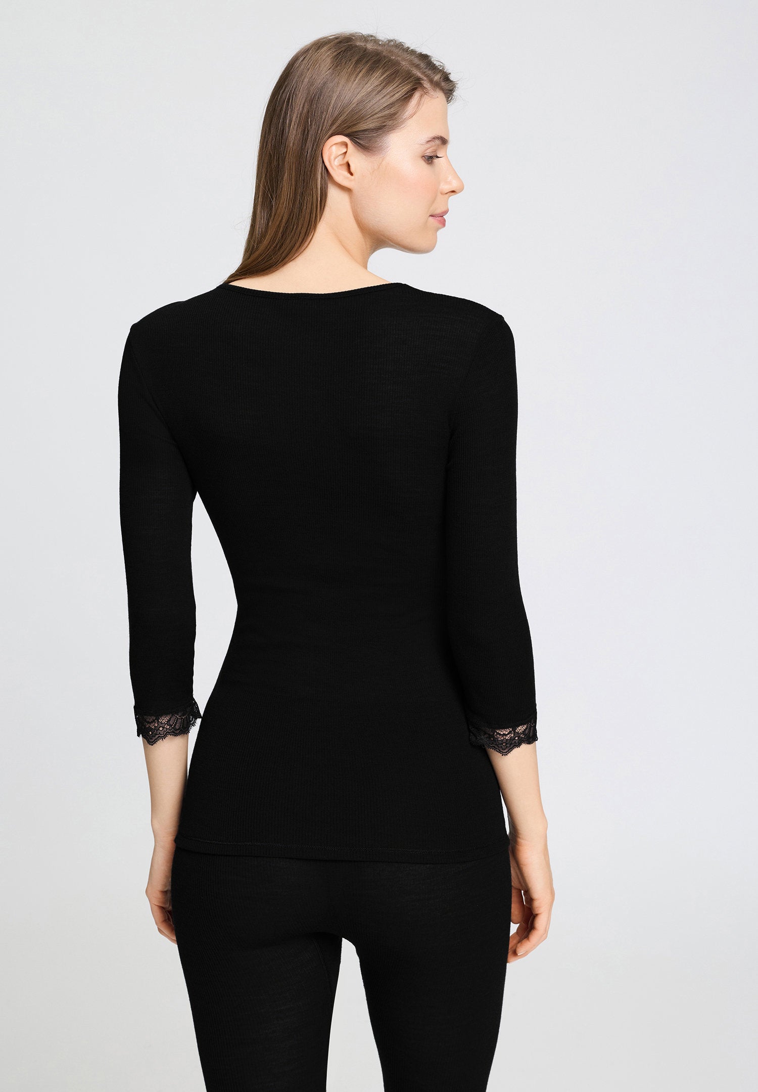 hanro-woolen-lace-shirt-3-4-arm-schwarz-wolle-seide image 4