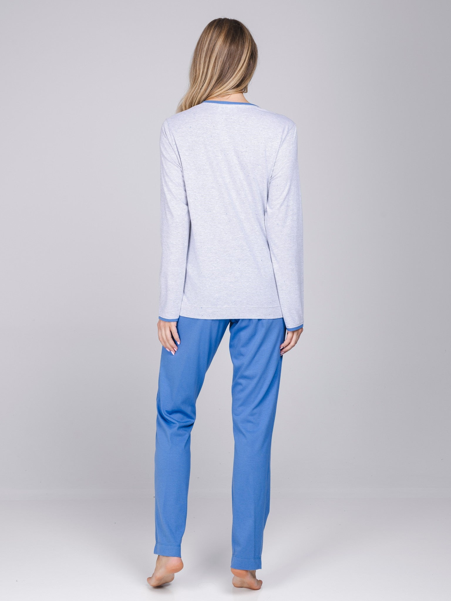 myrebelle-starry-nights-pyjama-blau-damen-schlafanzug image 3