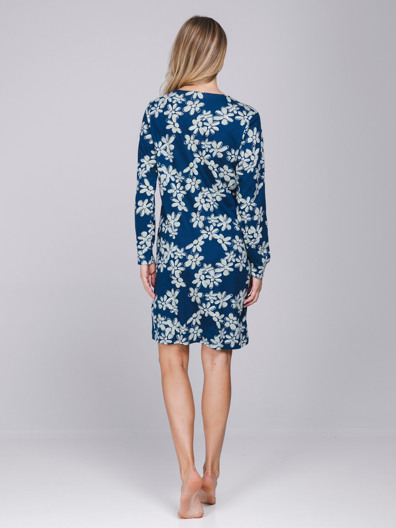 pastunette-nordic-bloom-nachthemd-blau-bio-baumwolle image 3