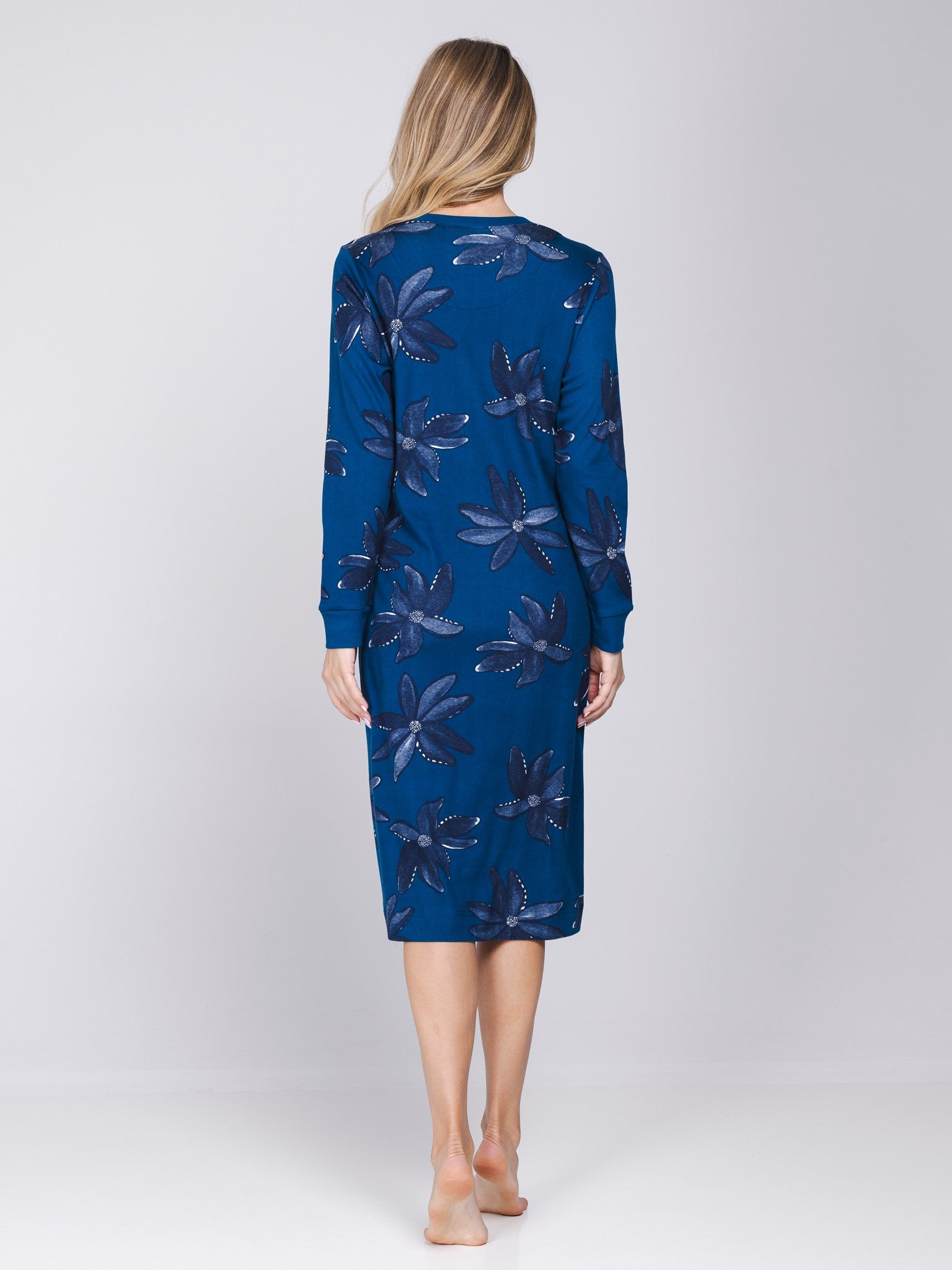 pastunette-premium-blue-mirage-nachthemd-blau-blumen-interlock image 3