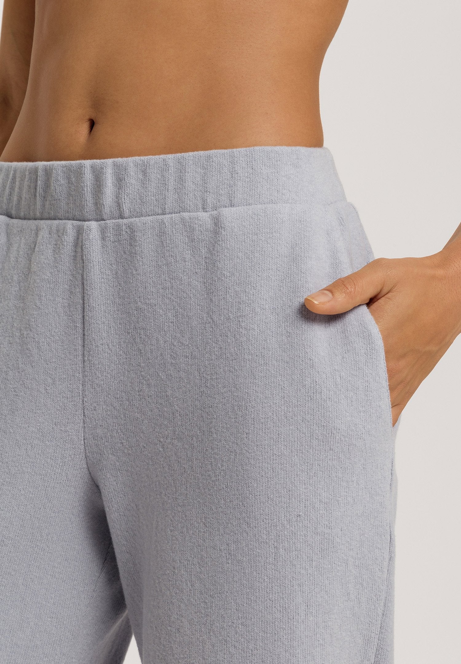 hanro-easy-wear-hose-lang-moonstone-baumwoll-jersey image 6