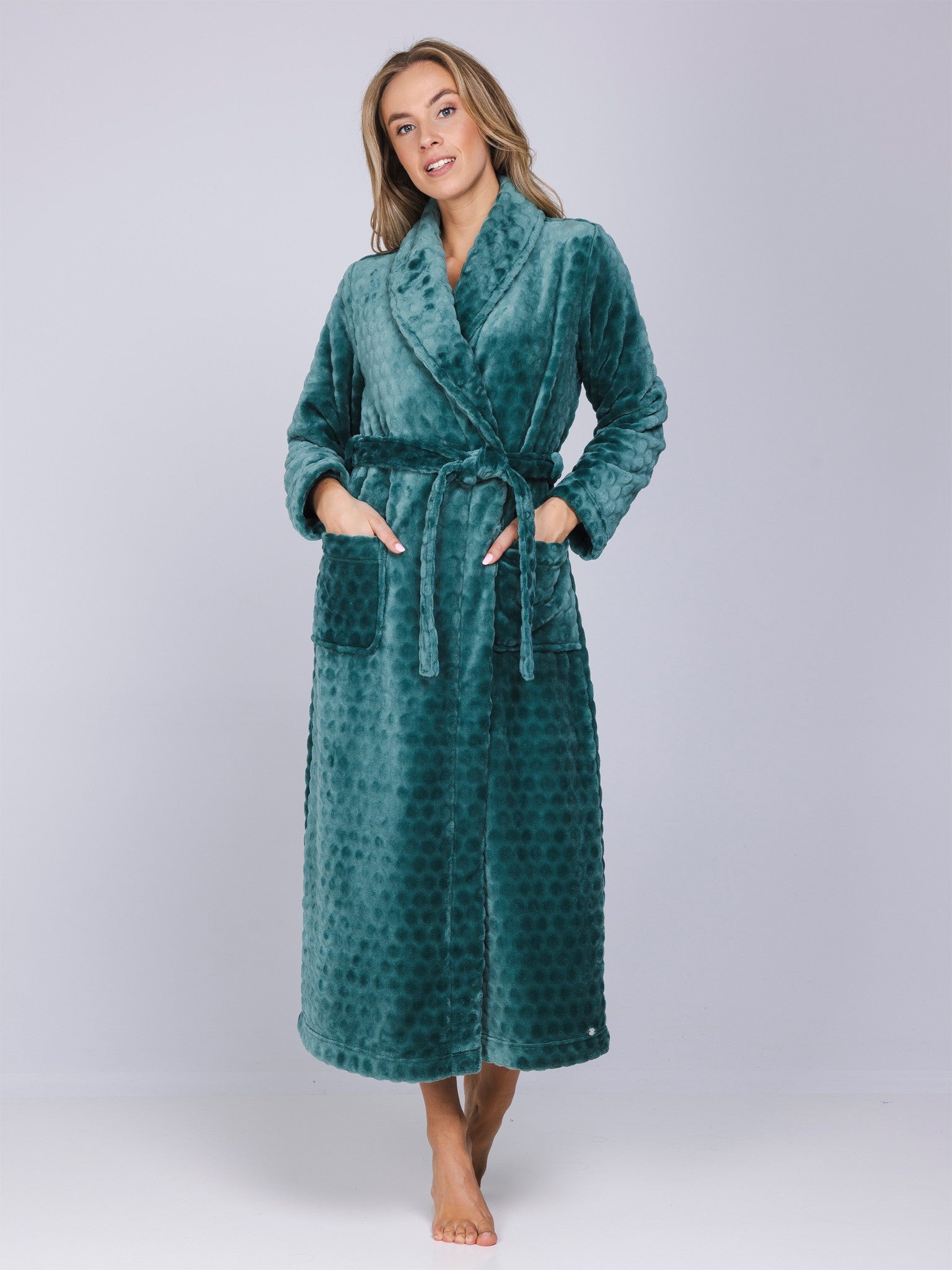 pastunette-nordic-leaf-bademantel-gr-n-fleece-130-cm image 4