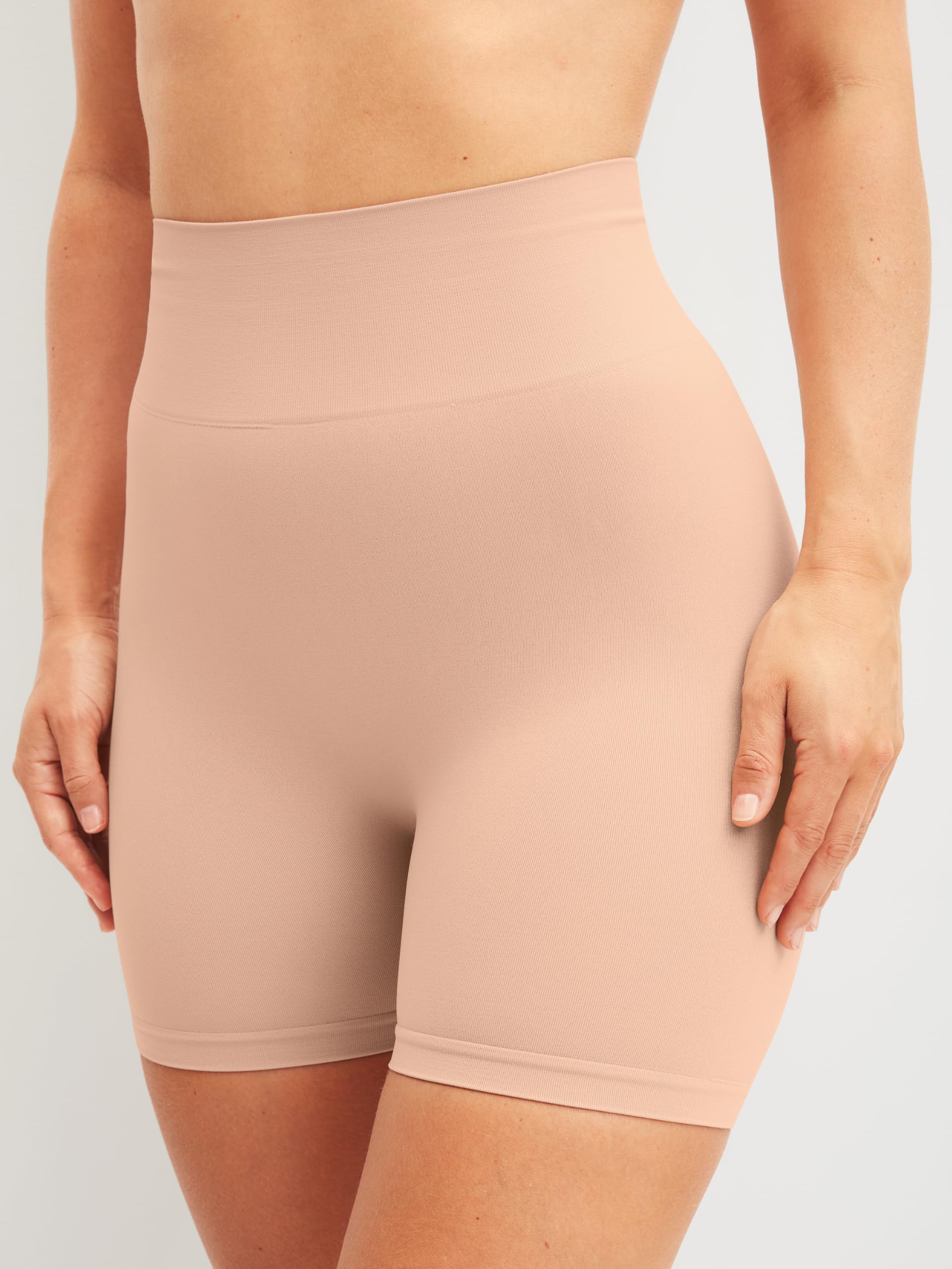 calida-sleek-skin-seamless-shape-radlerhose-damen-44-46-nahtlos image 3