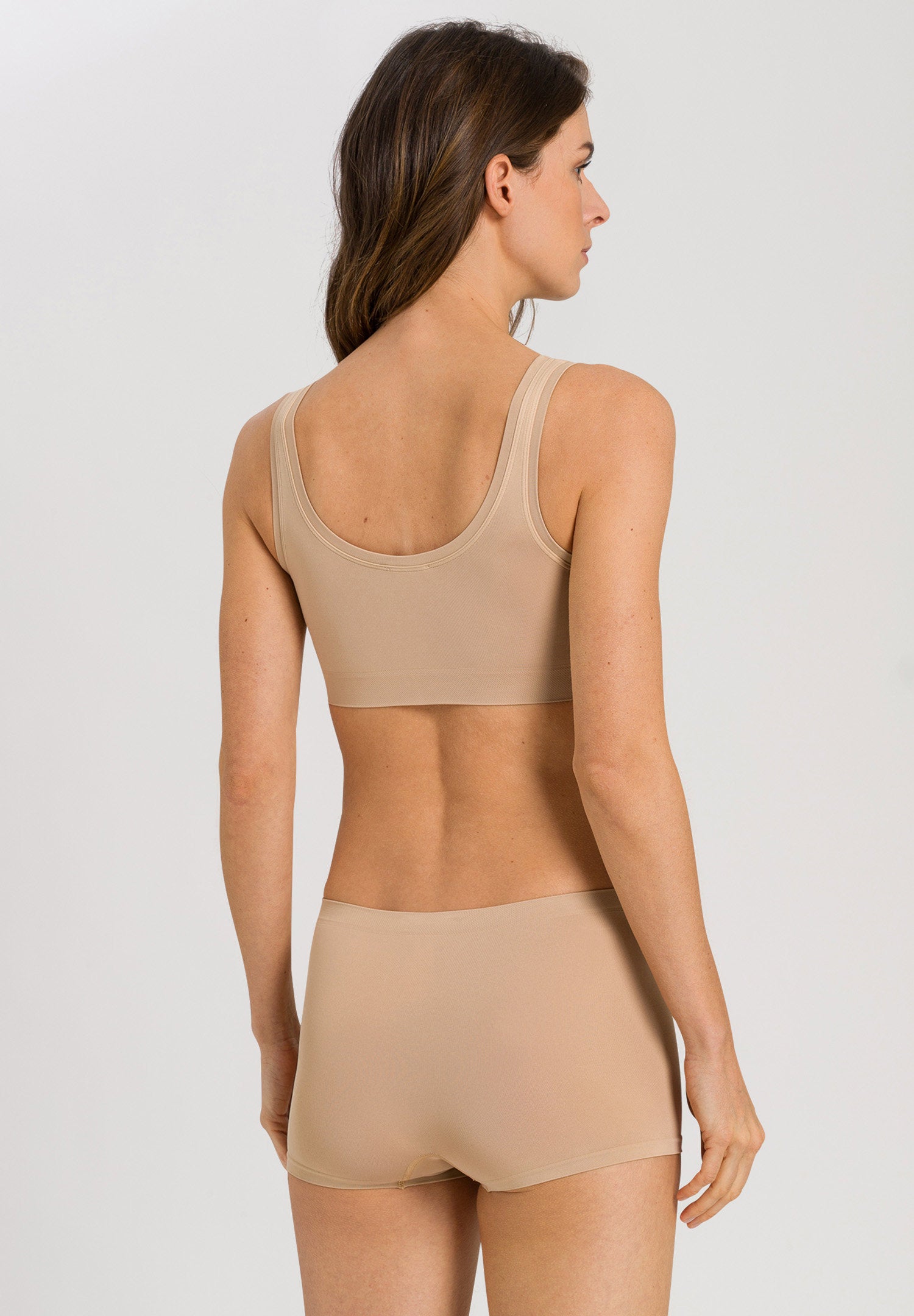 hanro-touch-feeling-071810-crop-top-beige-ungepolstert image 4