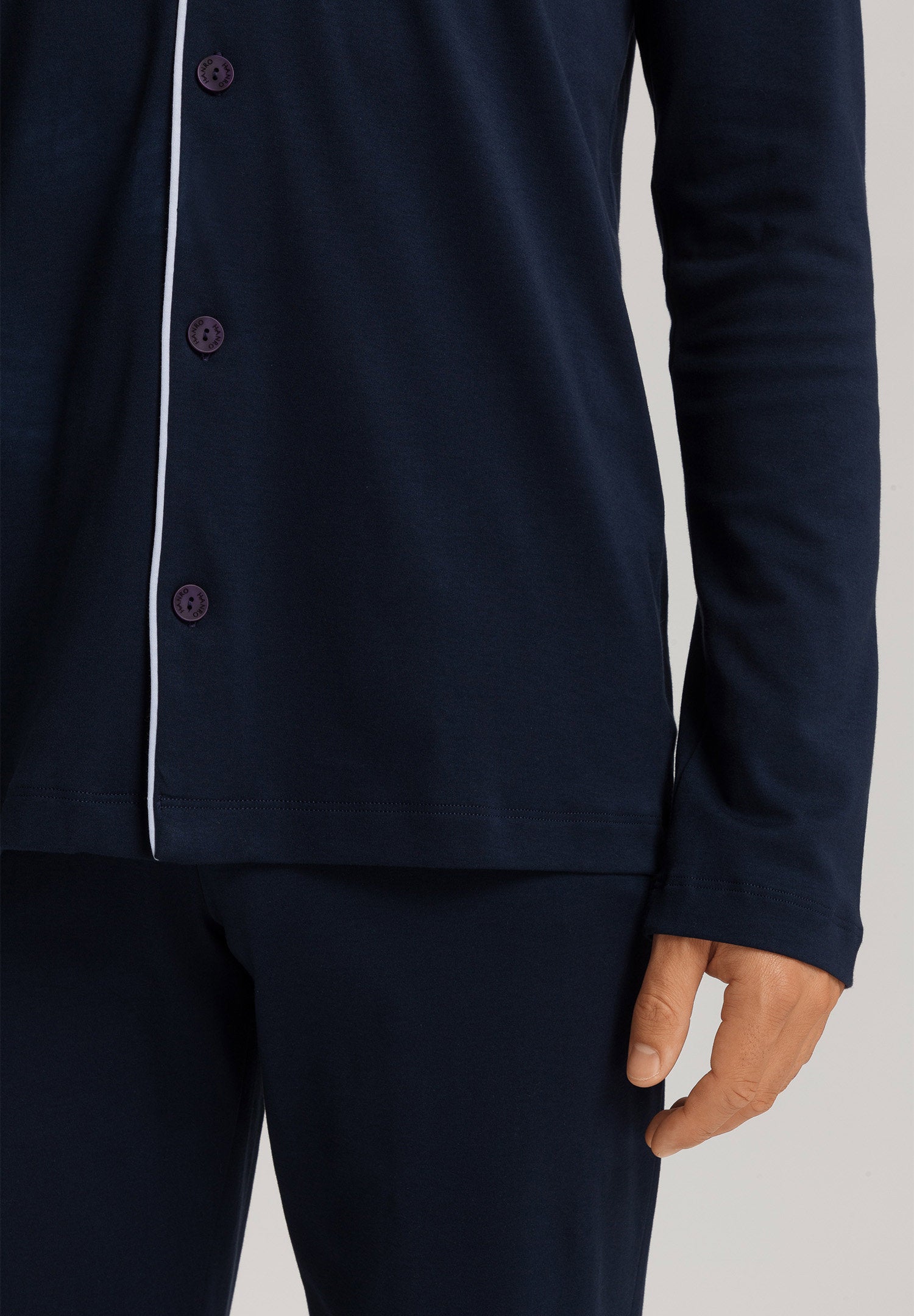 hanro-night-day-pyjama-deep-navy-baumwolle-langarm-herren image 6