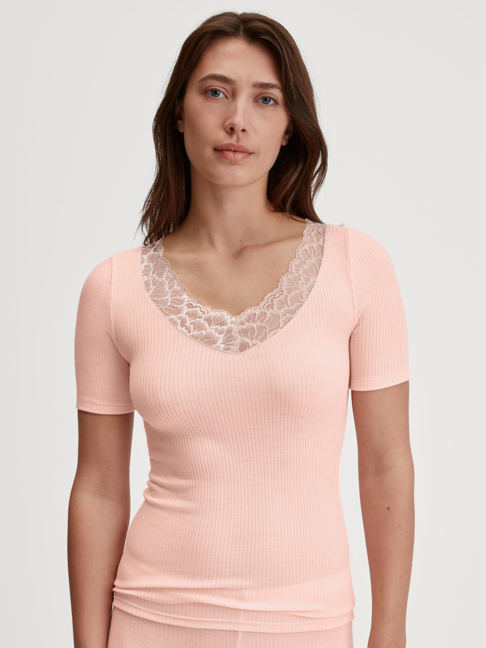 calida-wool-silk-silky-wool-joy-shirt-damen-pearl-blush-kurzarm image 2