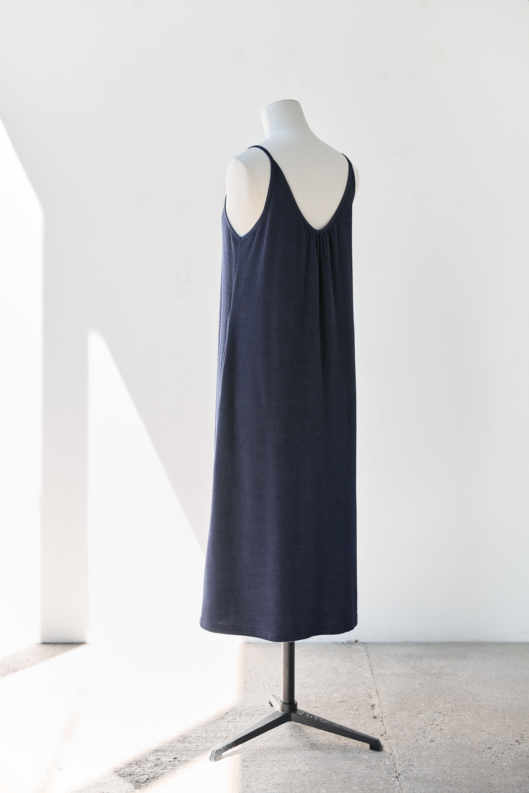 sunday-in-bed-kelli-kleid-tr-ger-baumwolle-modal-ausschnitt image 3