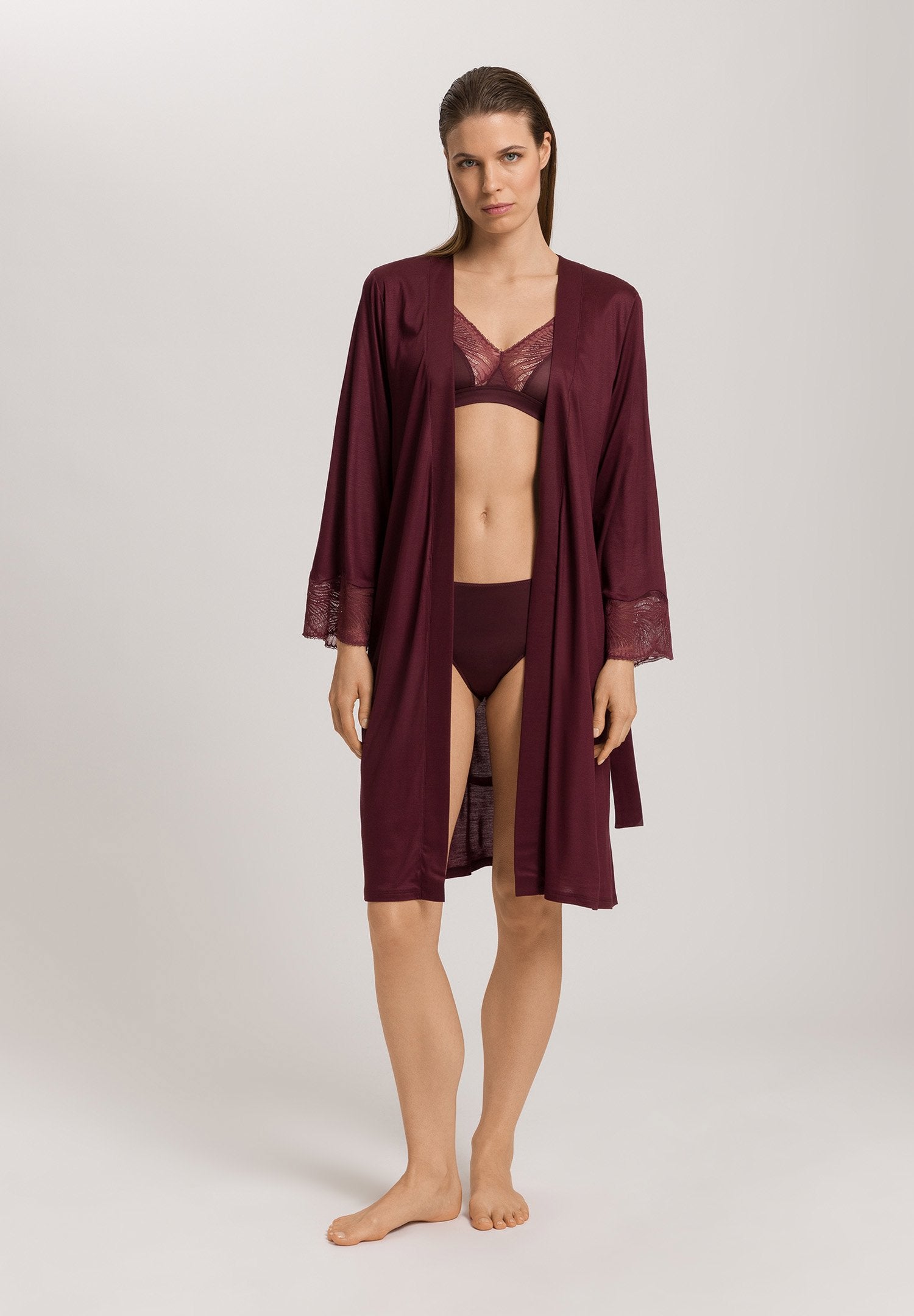 hanro-lilith-robe-100cm-vivid-brown-tencel-spitze image 5