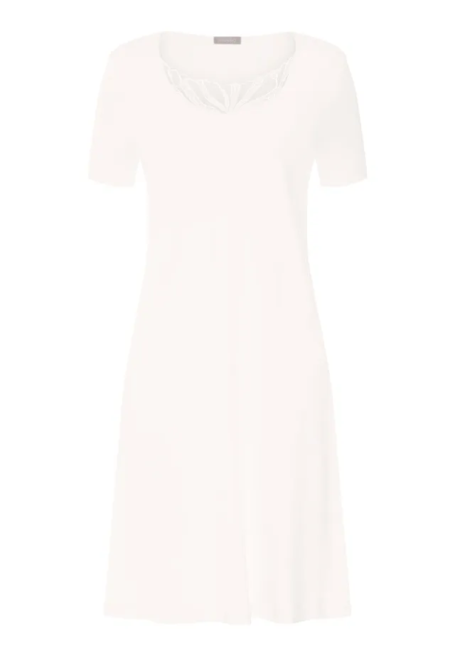 hanro-rosaria-nachthemd-100cm-kurzarm-off-white-stickerei image 1