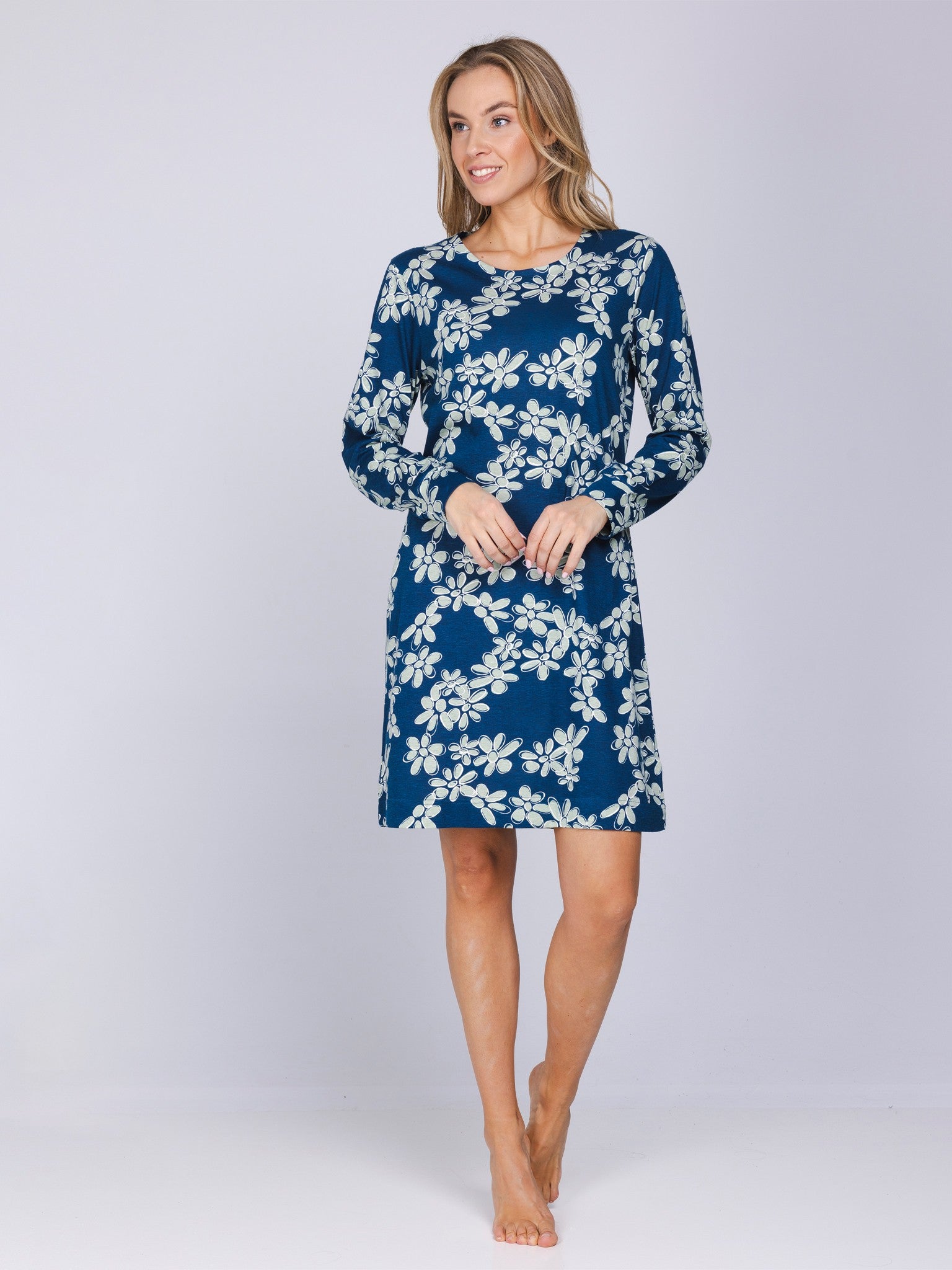 pastunette-nordic-bloom-nachthemd-blau-bio-baumwolle image 2