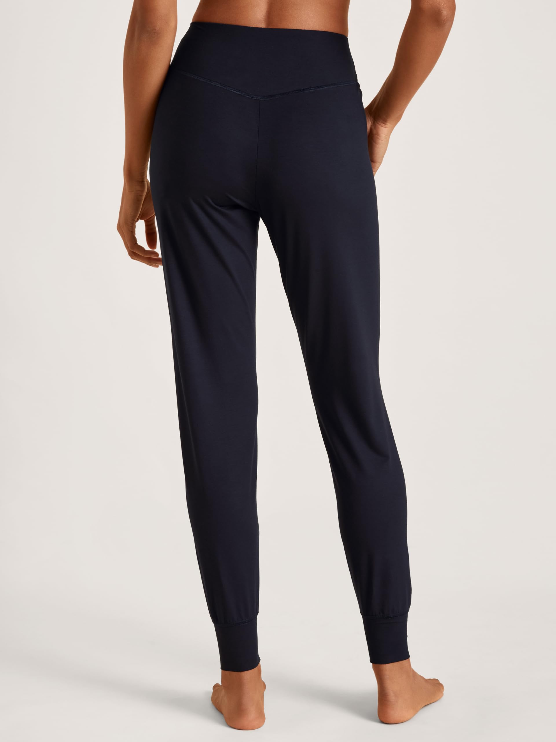 calida-deepsleepwear-balancing-hose-damen-44-46-b-ndchen image 5