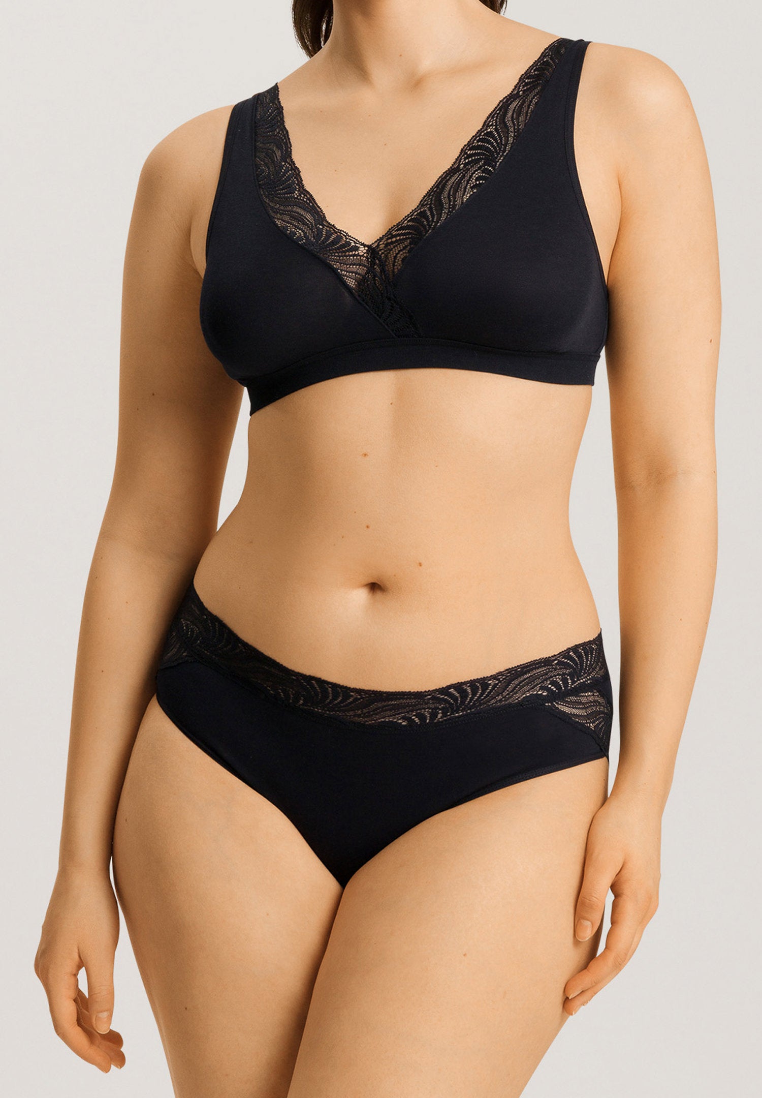 hanro-cotton-delight-soft-cup-bh-schwarz-baumwolle-mit-spitze image 2