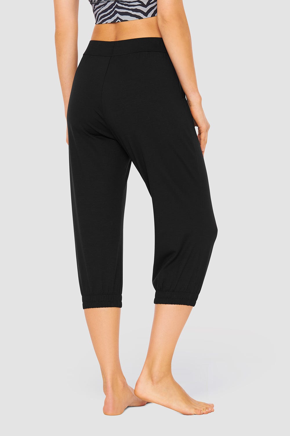 r-sch-be-happy-yoga-3-4-hose-caprihose-schwarz-mit-taschen image 3