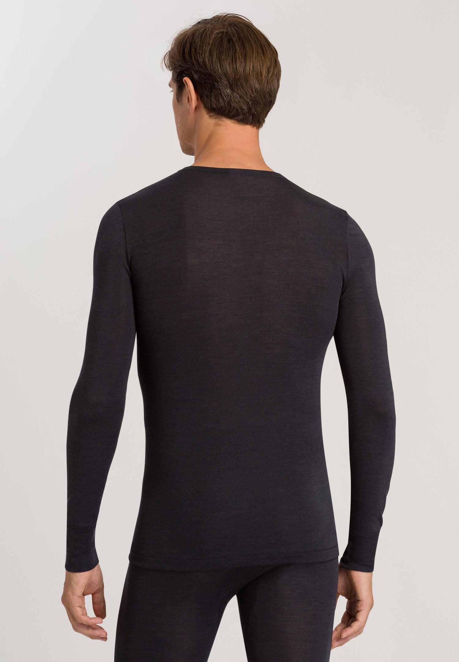 hanro-woolen-silk-langarm-shirt-wolle-seide-anthracite image 4