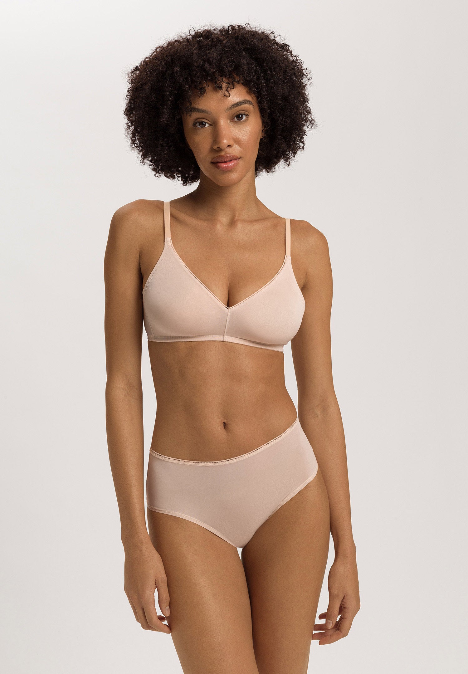 hanro-smooth-illusion-soft-bh-beige-ohne-b-gel image 2