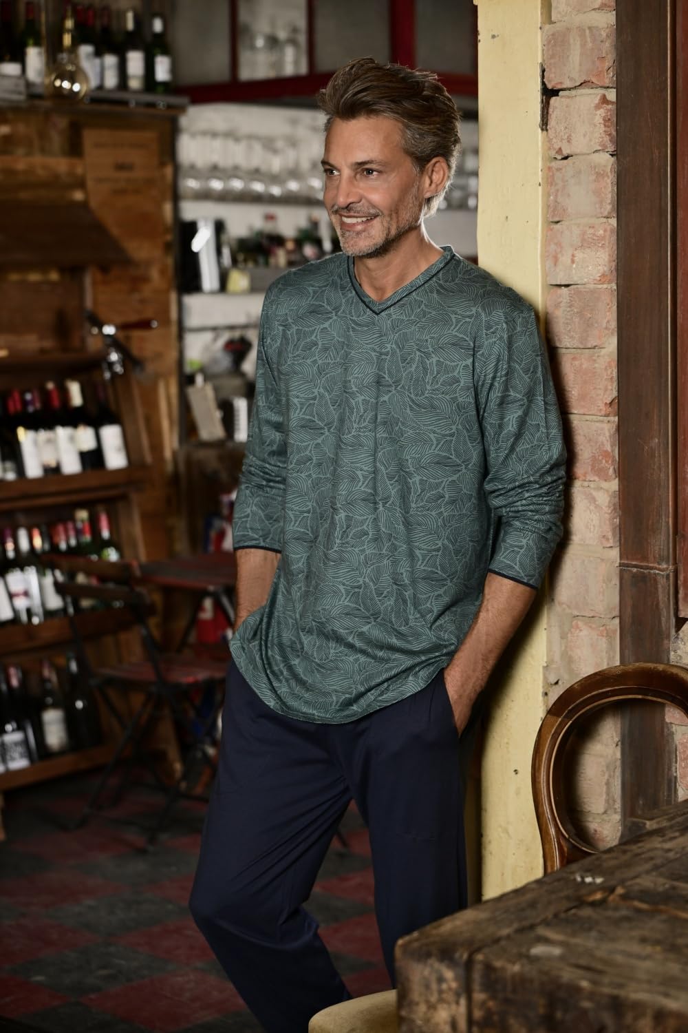 ringella-women-men-pyjama-v-ausschnitt-bl-tter-damen image 2