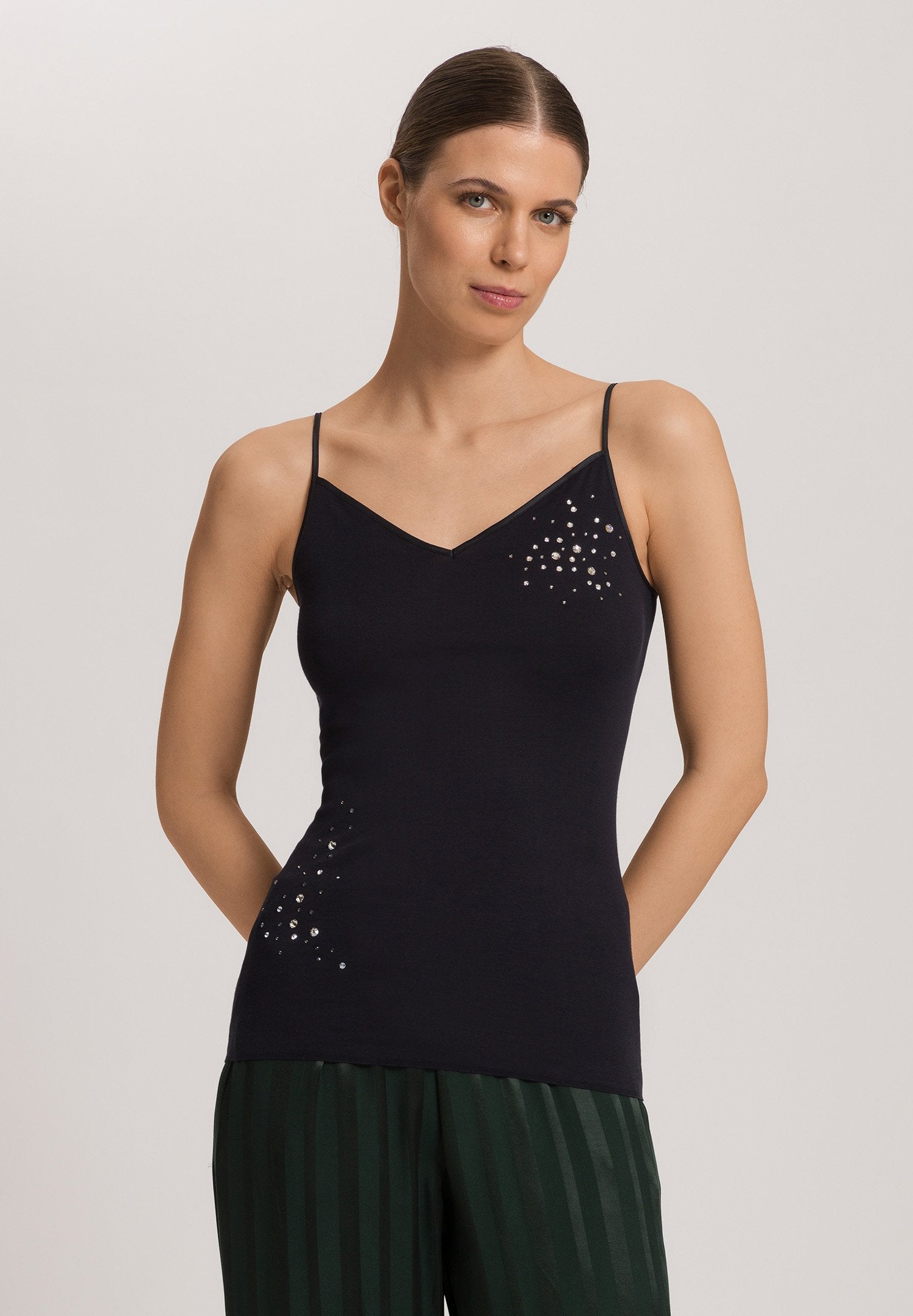hanro-cotton-seamless-spaghettitop-schwarz-baumwolle image 2