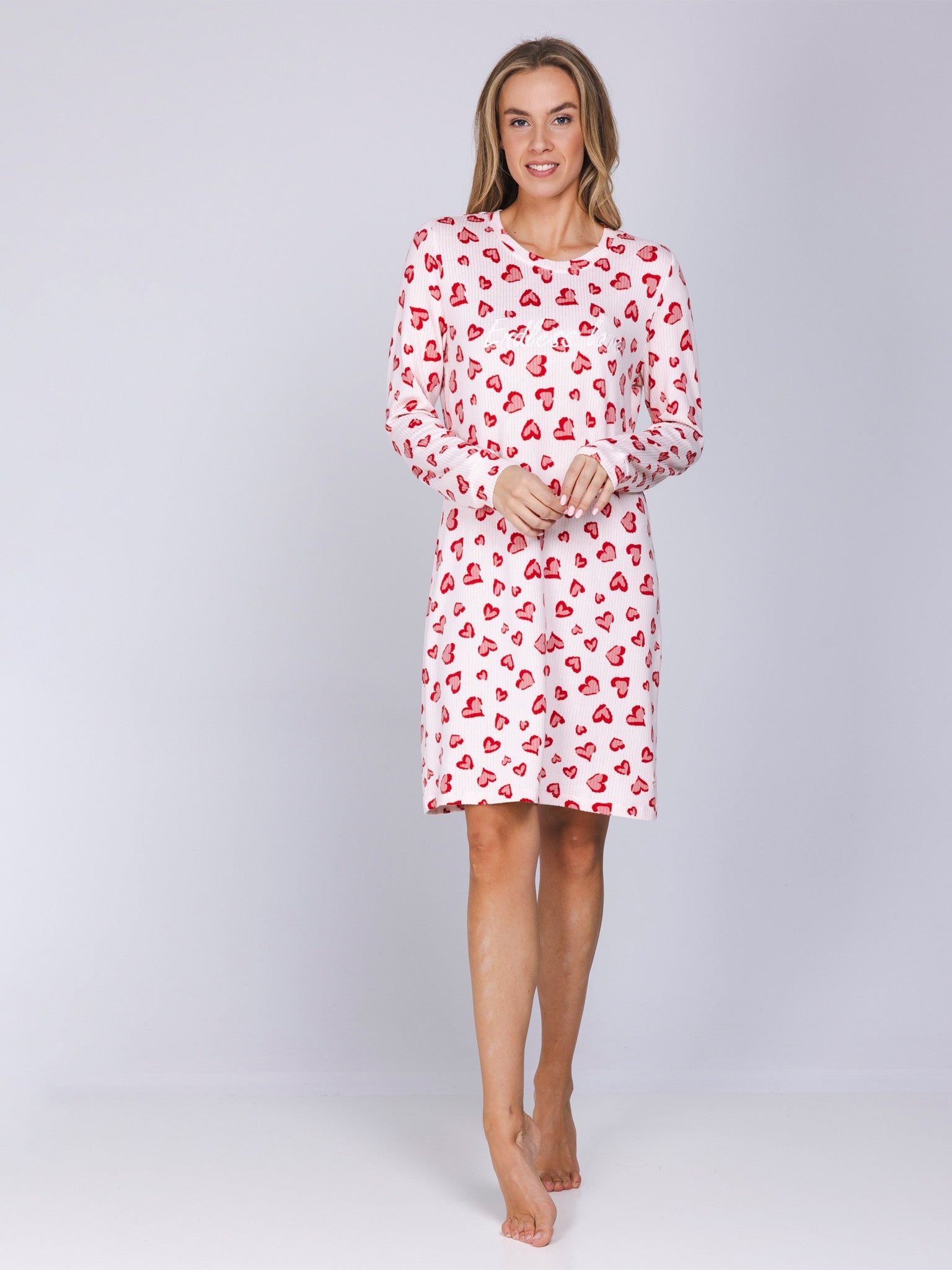myrebelle-endless-love-nachthemd-rosa-herzen-langarm-fleece image 4
