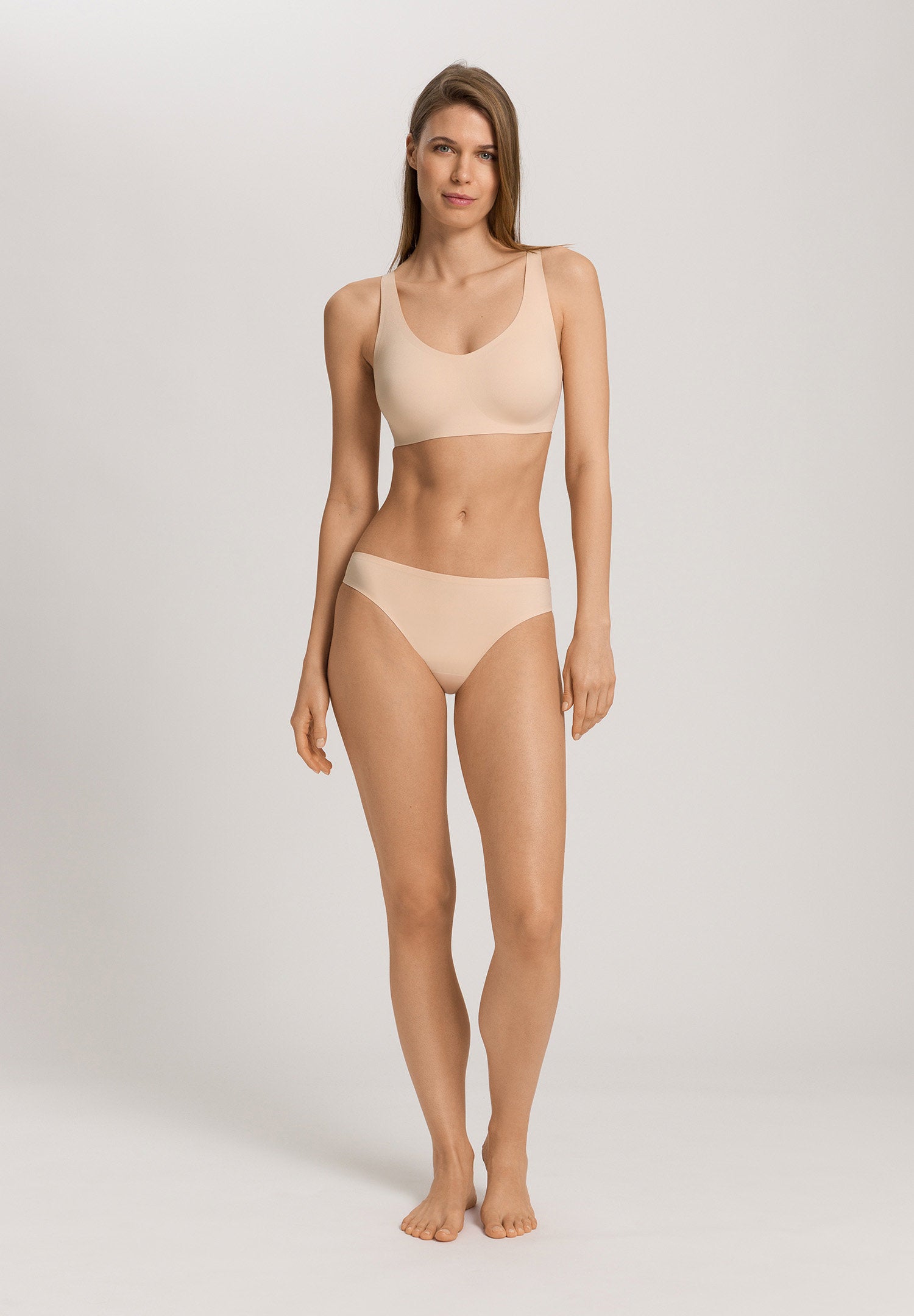 hanro-invisible-touch-mini-slip-beige-nahtlos-mikrofaser image 5