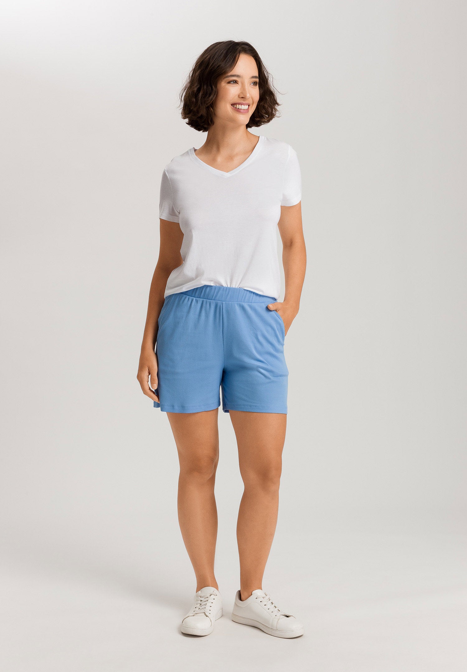 hanro-sleep-lounge-shirt-kurzarm-wei-tencel-modal image 5