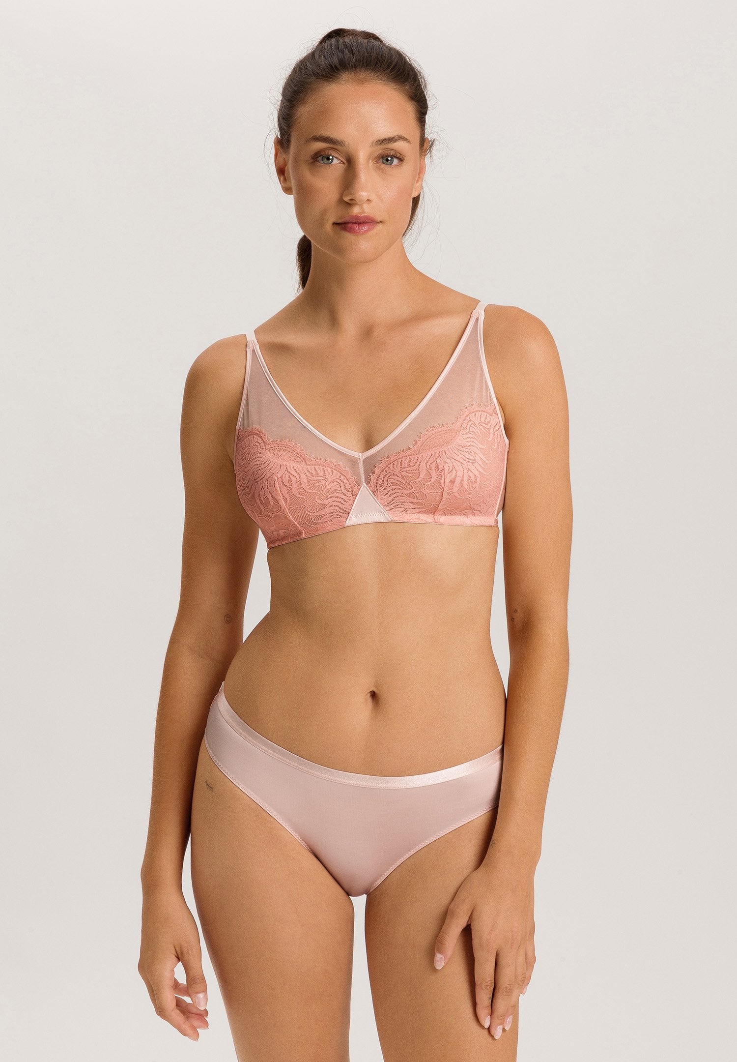 hanro-gale-soft-cup-bra-bh-rosewater-spitze image 2