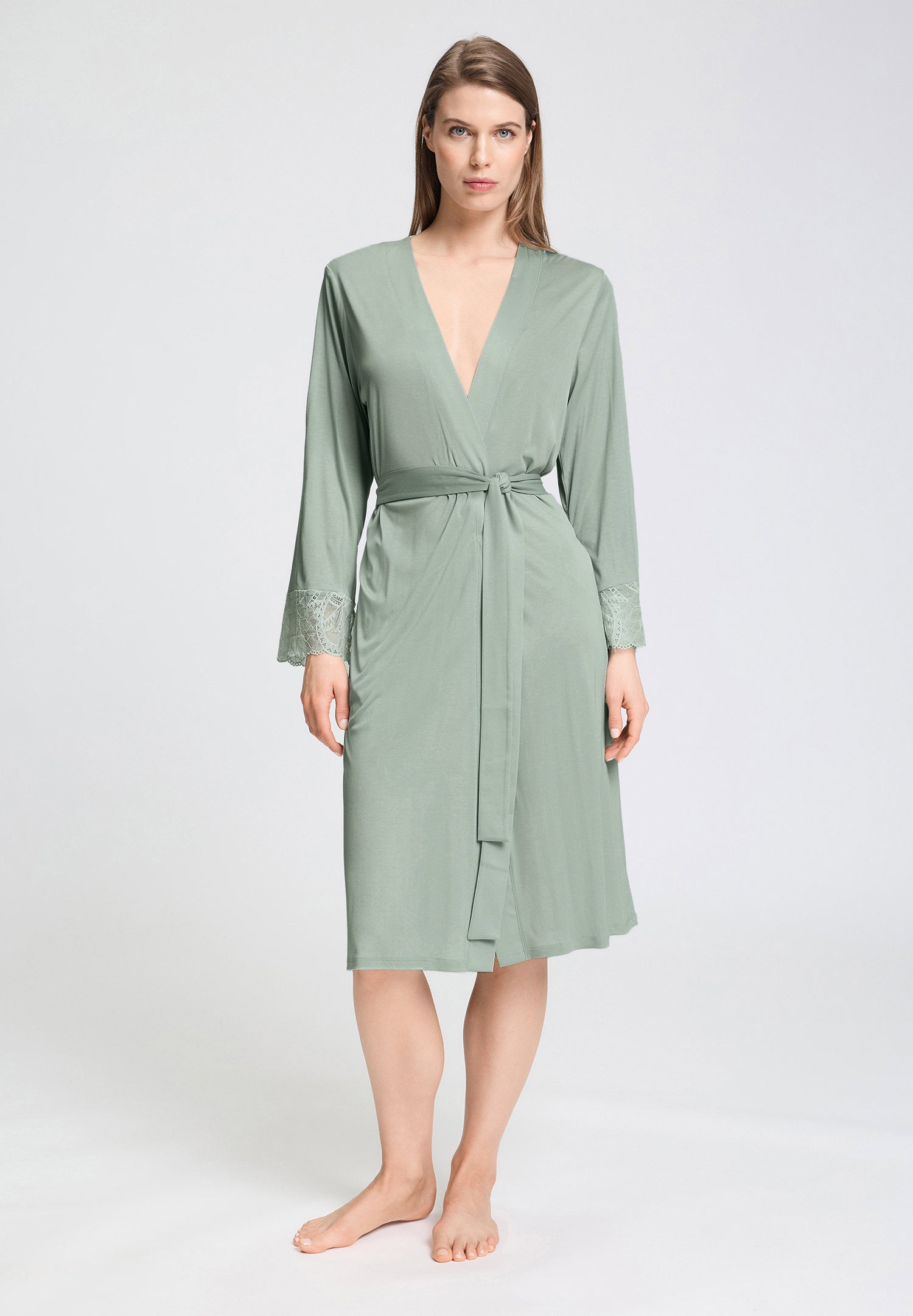 hanro-azelia-morgenmantel-110cm-breeze-modal-spitze image 2
