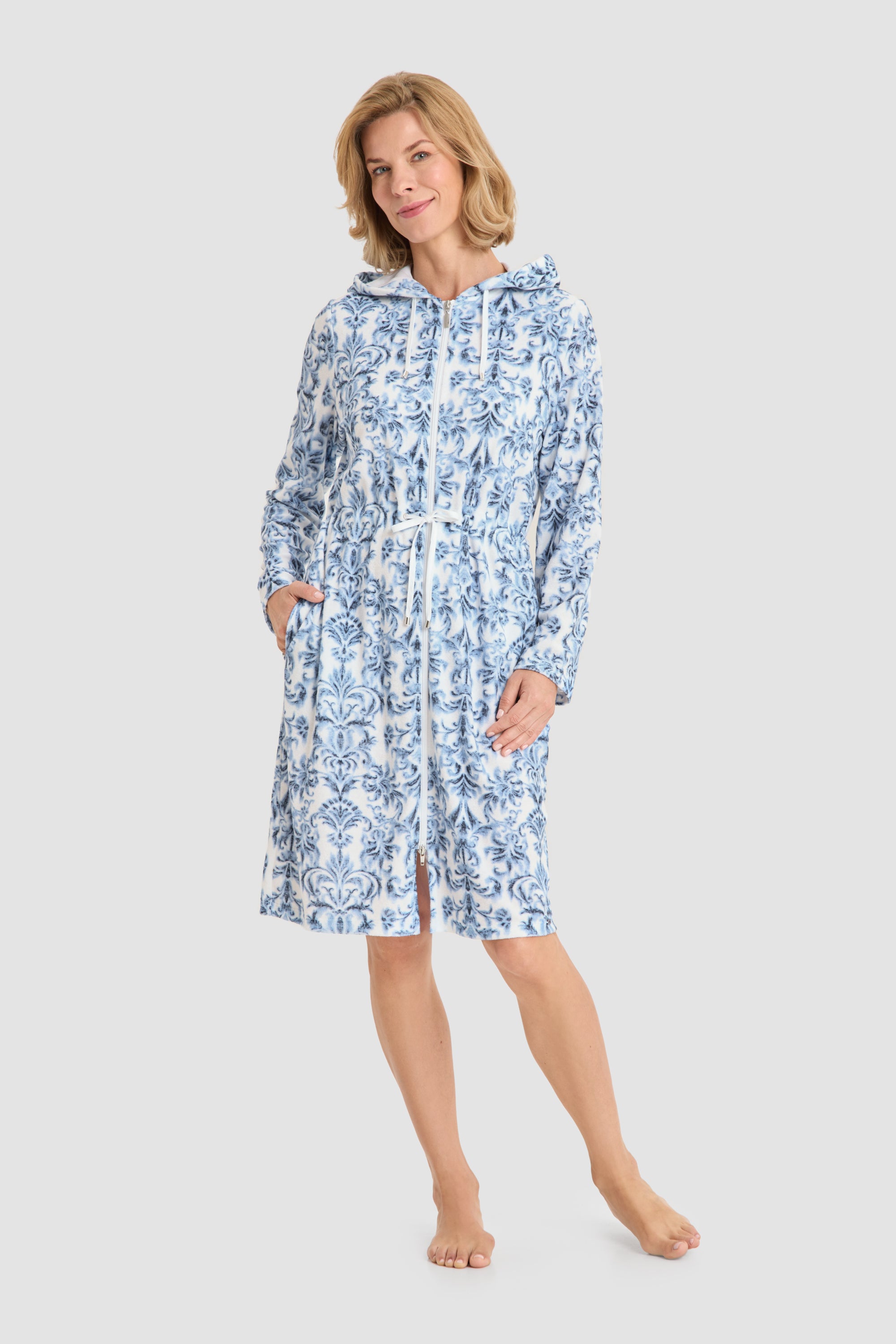 r-sch-be-happy-morgenmantel-knielang-blau-ornament-frottee image 1