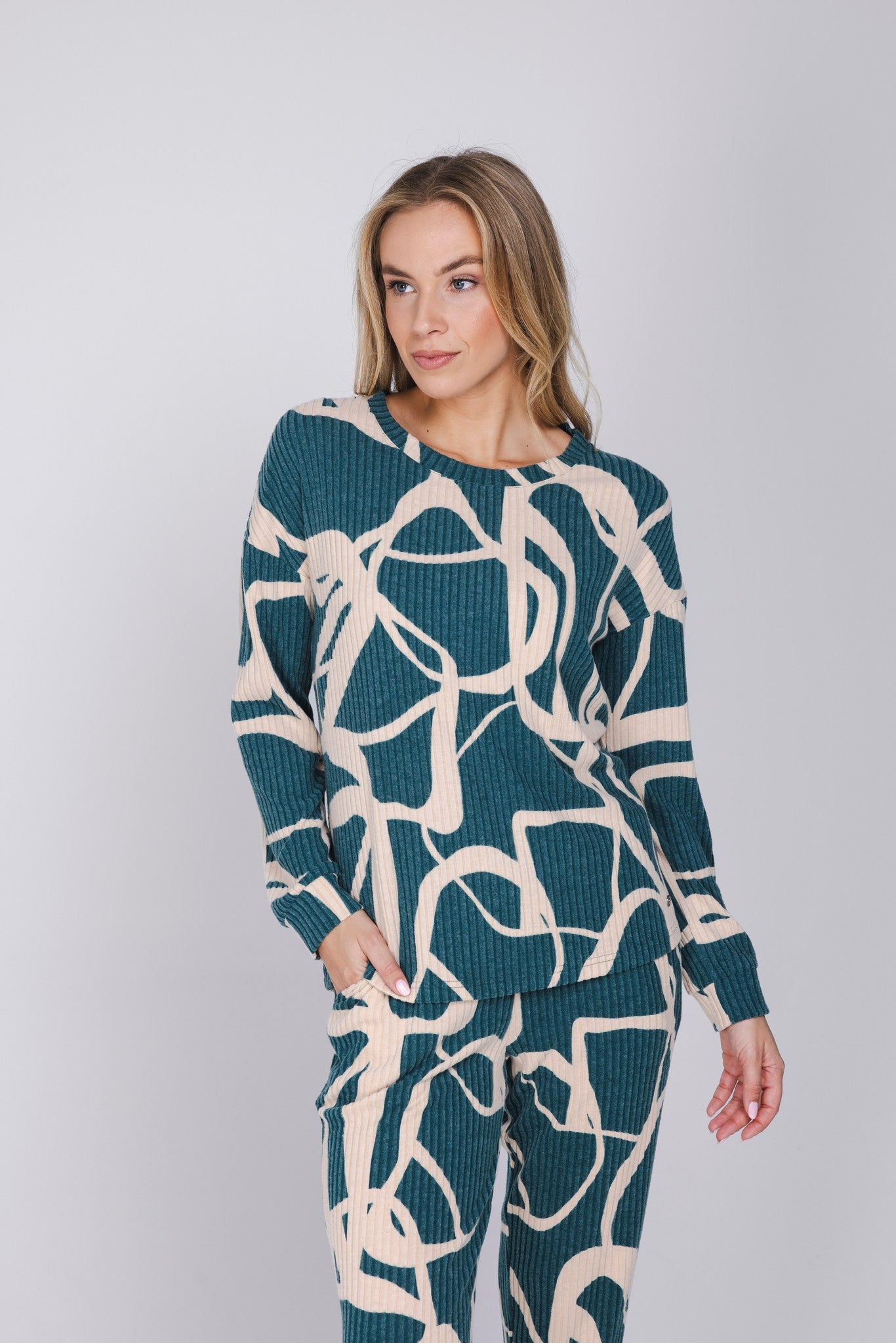 pastunette-premium-couture-pyjama-damen-gr-n-viskose-set image 6