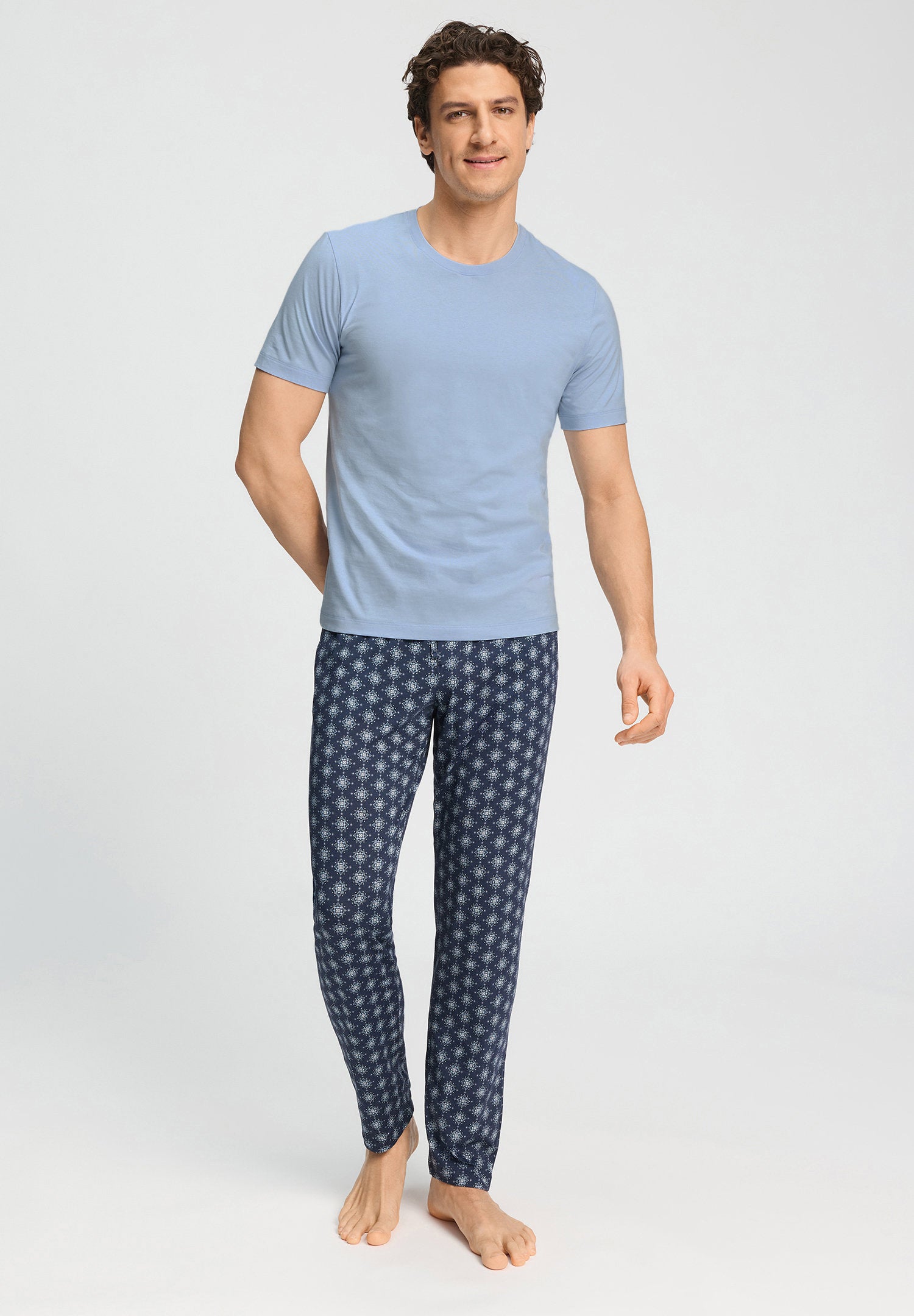 hanro-night-and-day-pyjamahose-tencel-celestial-night image 5