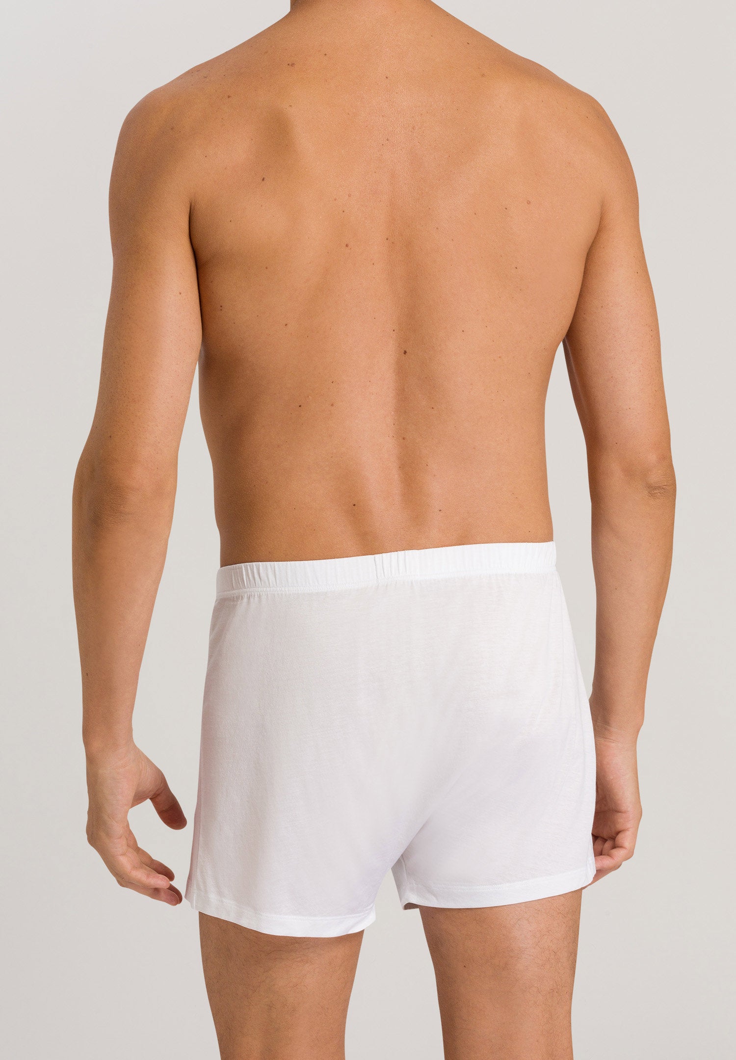 hanro-cotton-sporty-boxers-wei-baumwolle-knopf image 4