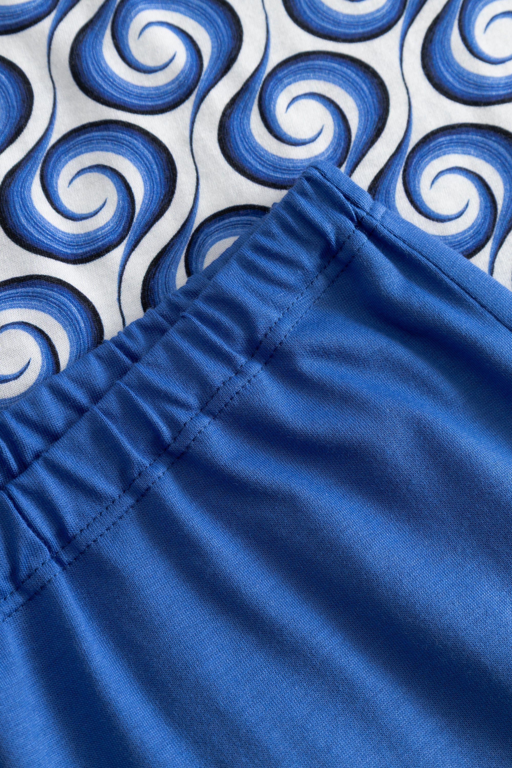 r-sch-be-happy-pyjama-lang-grafikdruck-blau-modal image 5