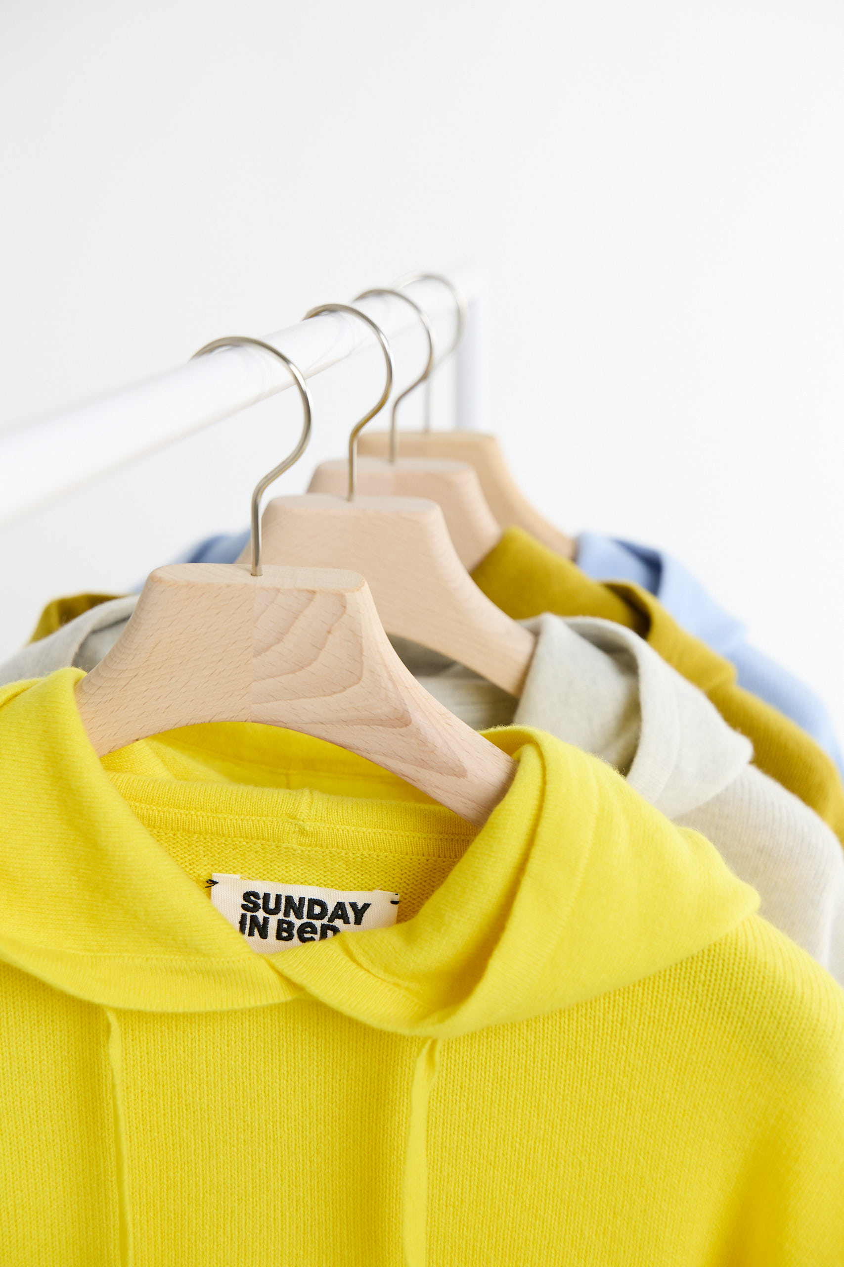 sunday-in-bed-henri-hoodie-wolle-cashmere-loungewear image 5